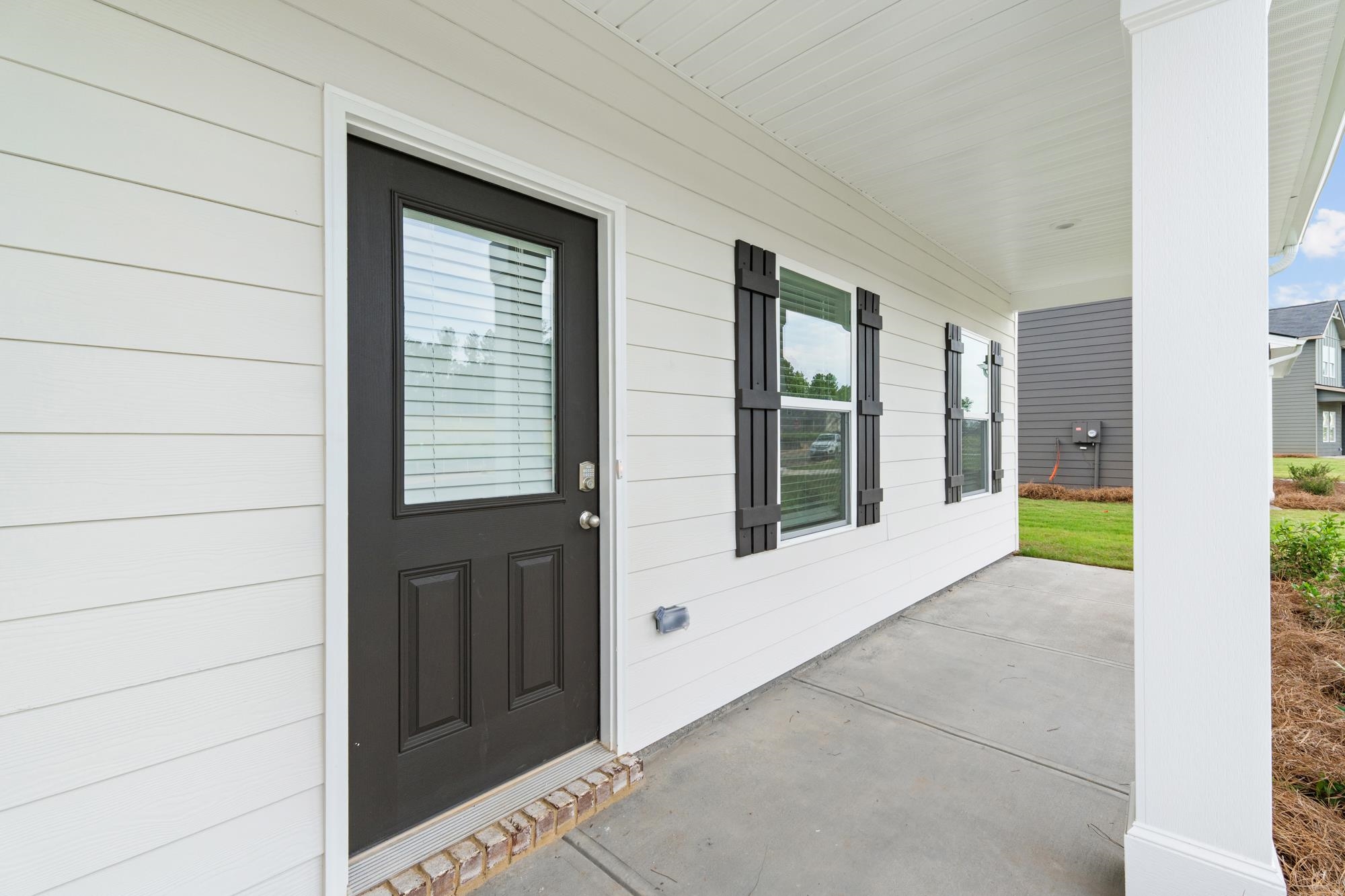 1100 Dickens Road Property Photo 2