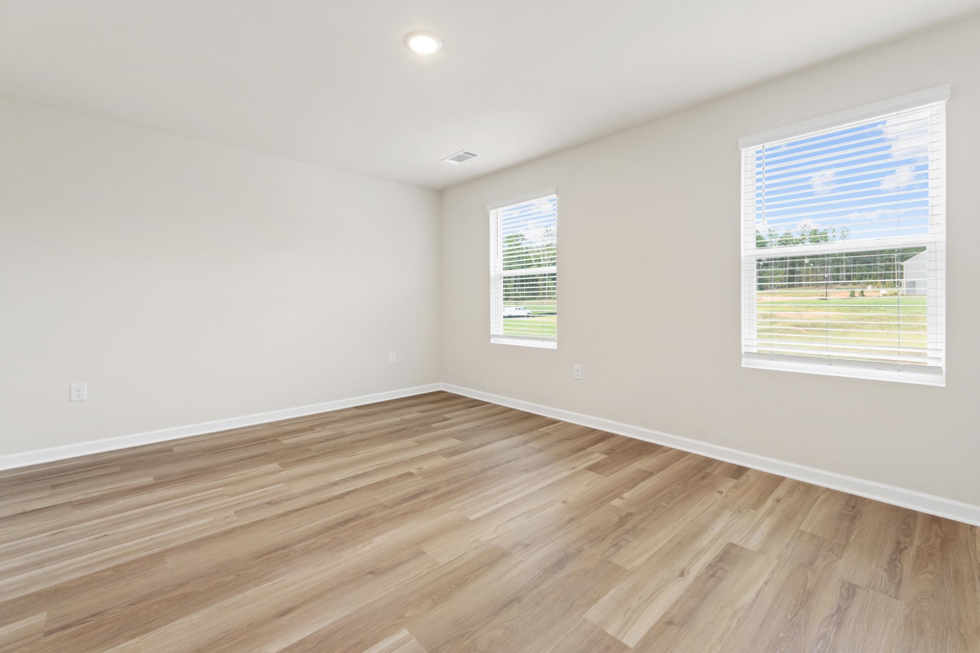 1100 Dickens Road Property Photo 19