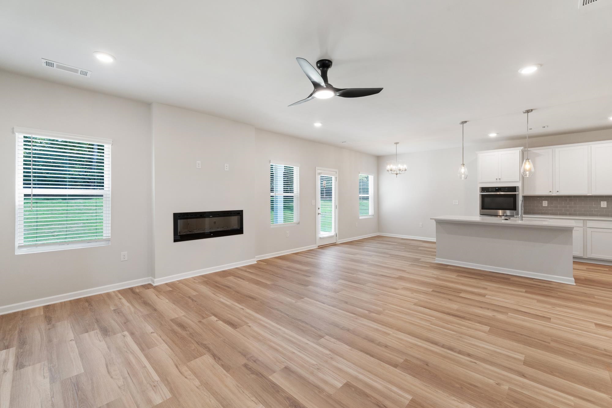 1219 Dickens Road Property Photo 3
