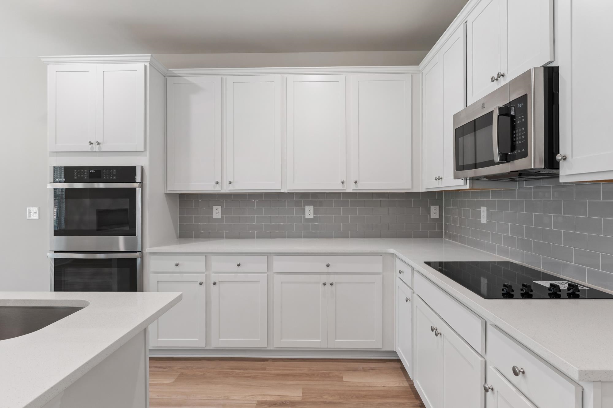 1219 Dickens Road Property Photo 4