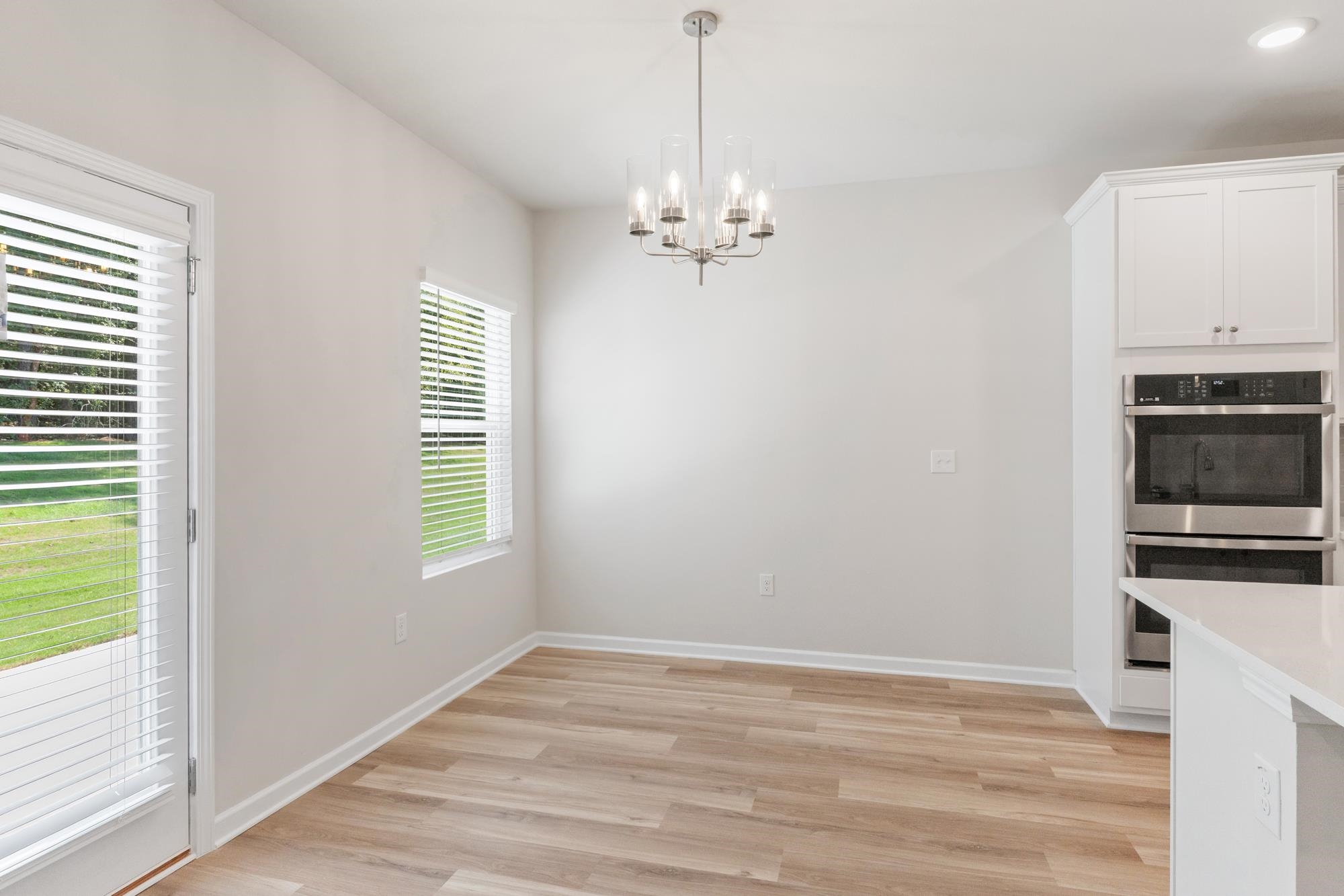 1219 Dickens Road Property Photo 8