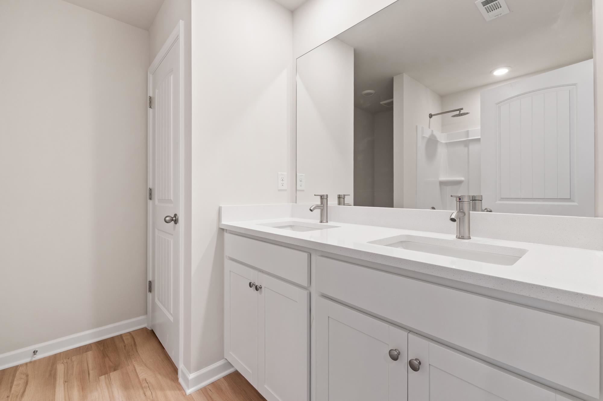 1219 Dickens Road Property Photo 19