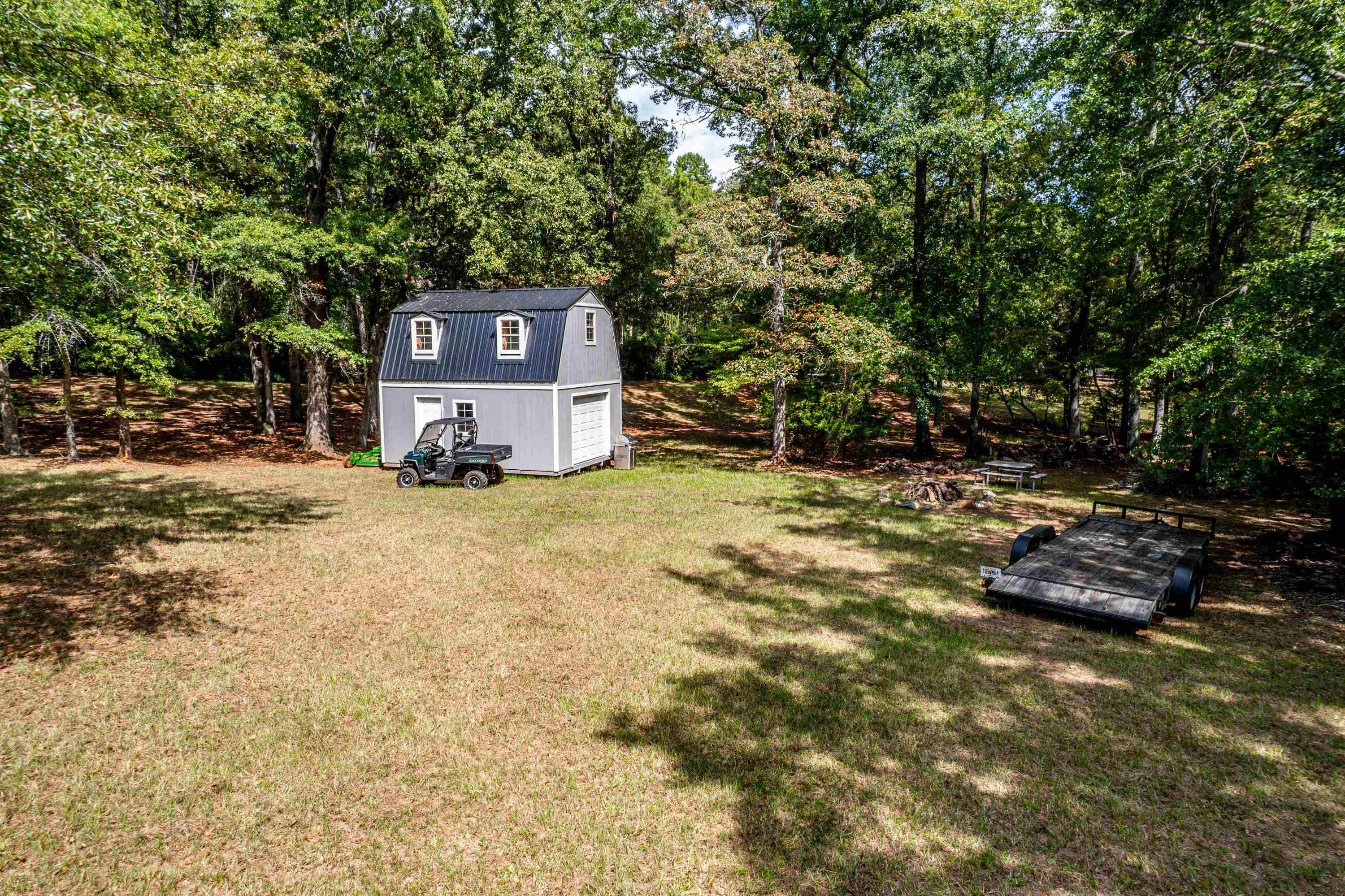 222 Waters Edge Drive Property Photo 14