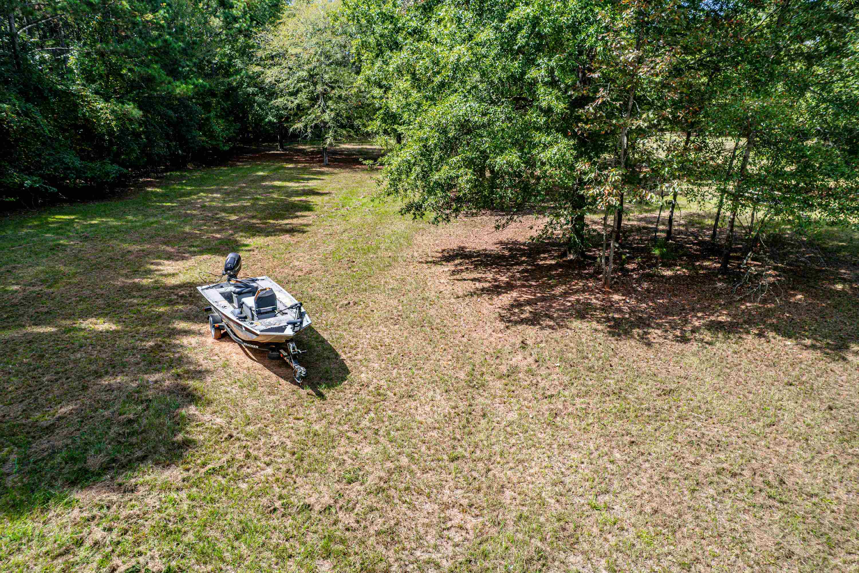 222 Waters Edge Drive Property Photo 15