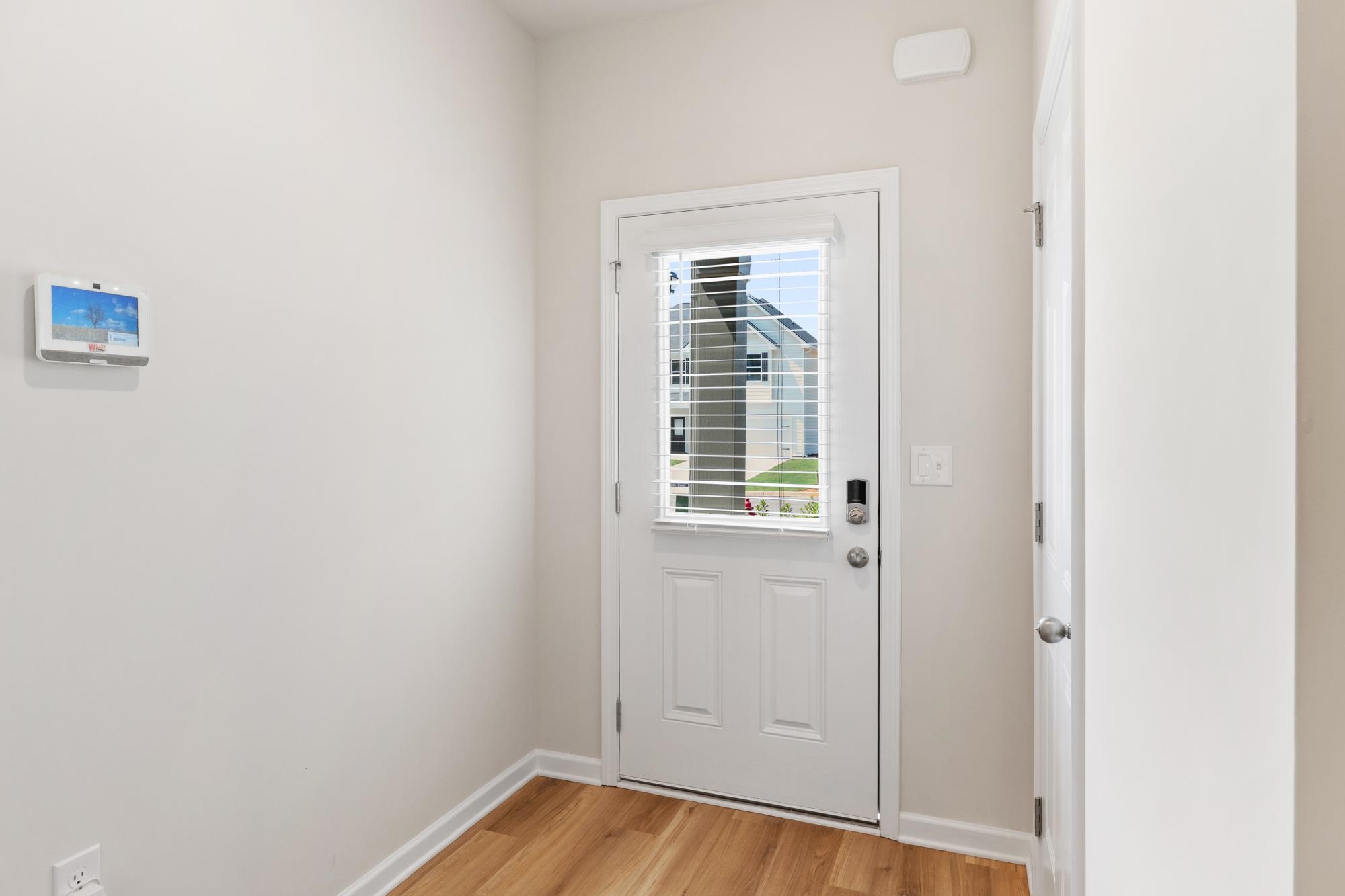 1209 Dickens Road Property Photo 2