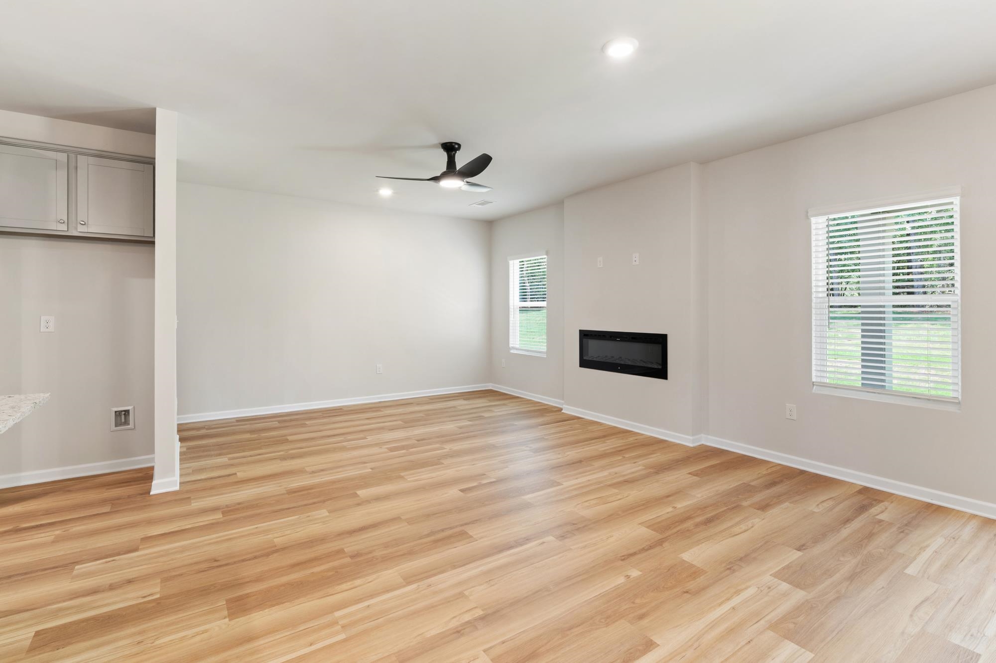 1209 Dickens Road Property Photo 4
