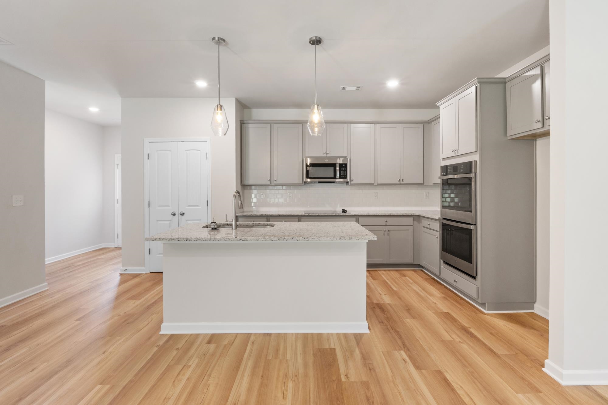 1209 Dickens Road Property Photo 5