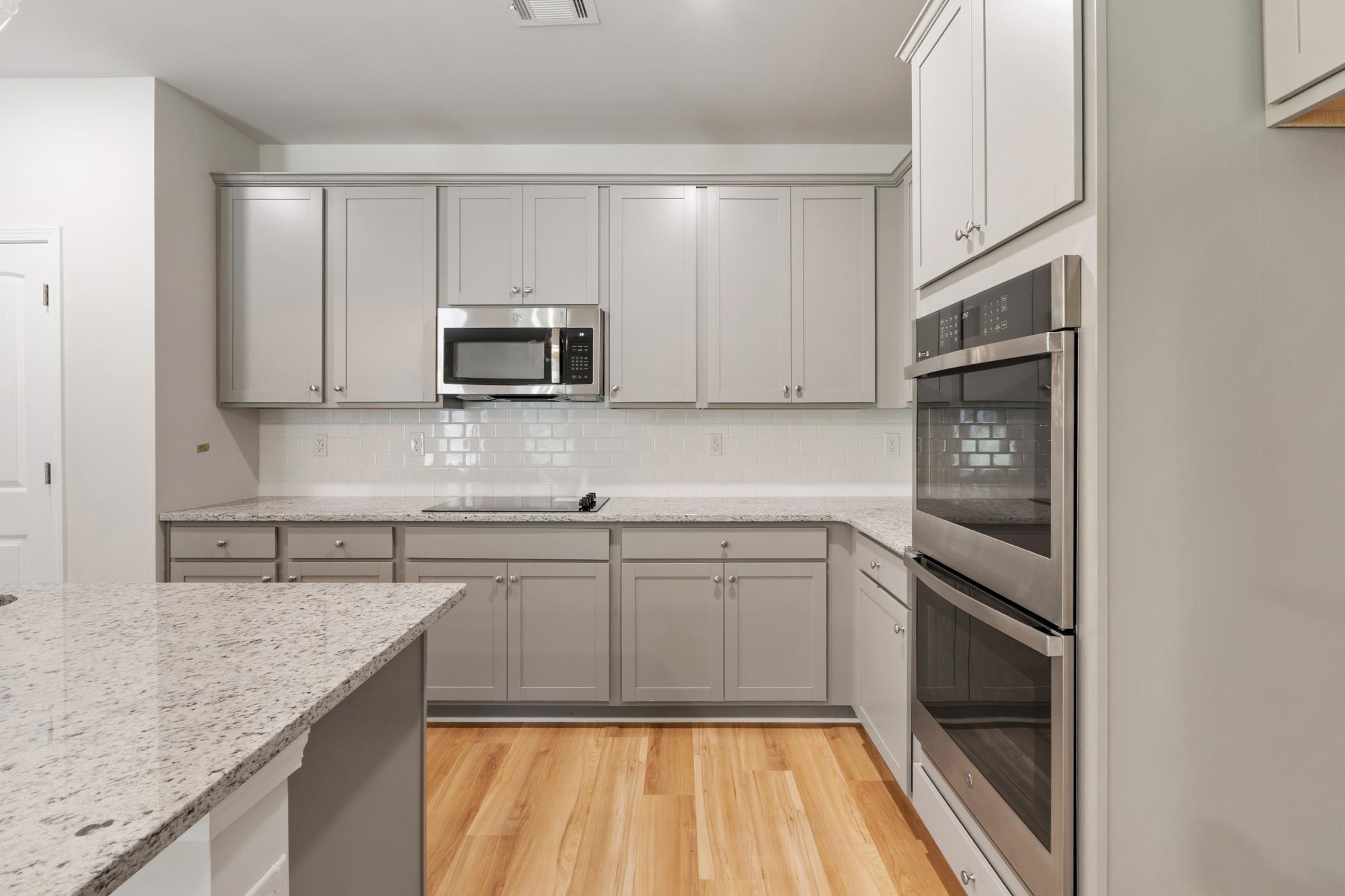 1209 Dickens Road Property Photo 7