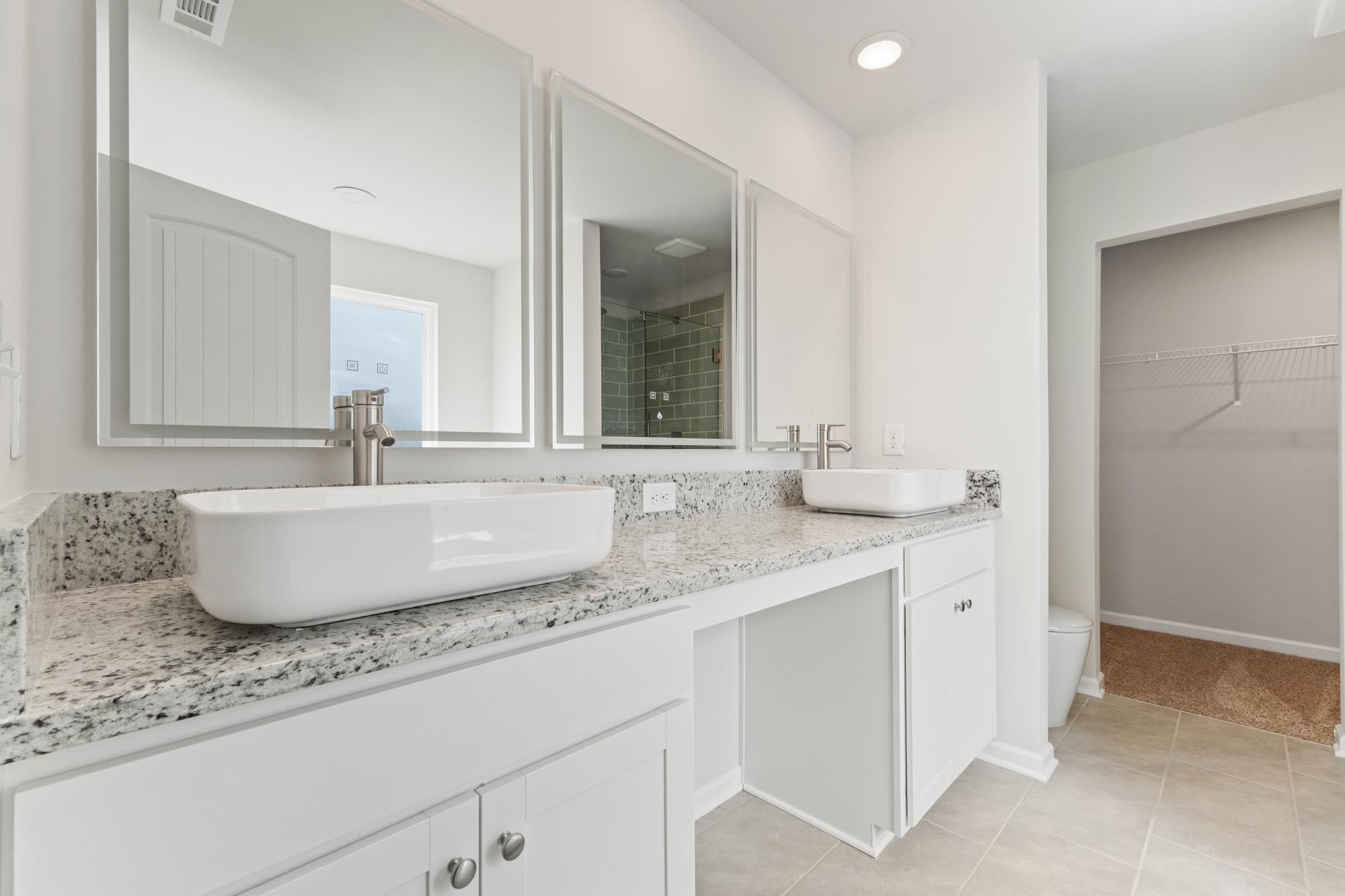 1199 Dickens Road Property Photo 11