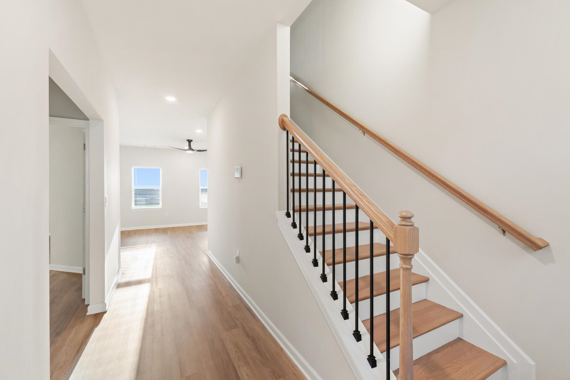 1196 Dickens Road Property Photo 3