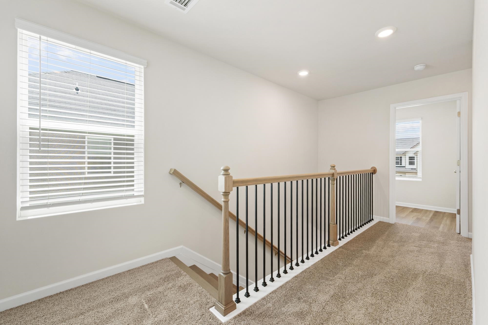 1189 Dickens Road Property Photo 11