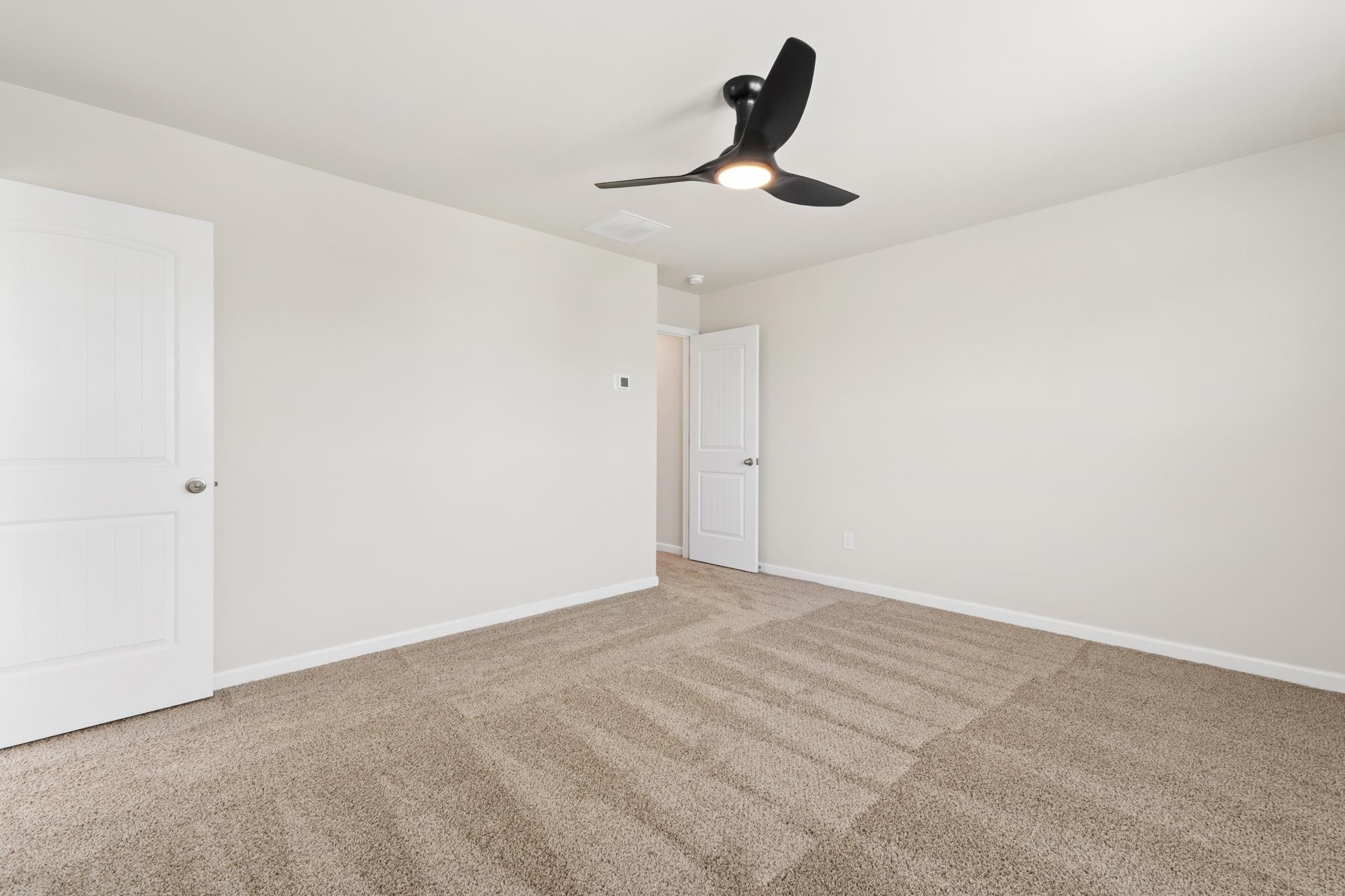 1189 Dickens Road Property Photo 13