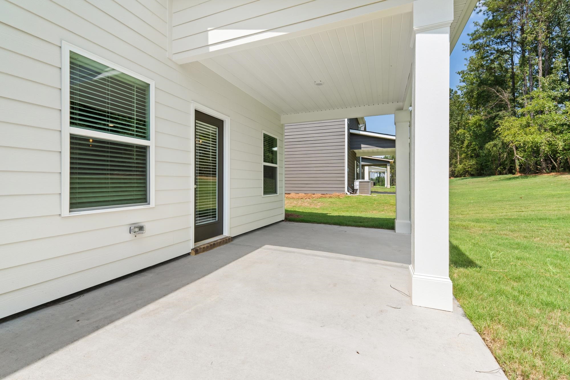 1189 Dickens Road Property Photo 25