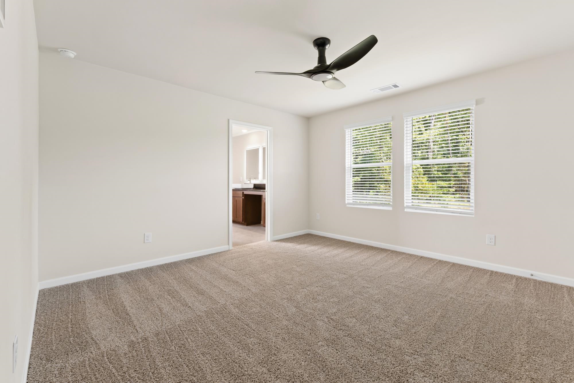 1179 Dickens Road Property Photo 11