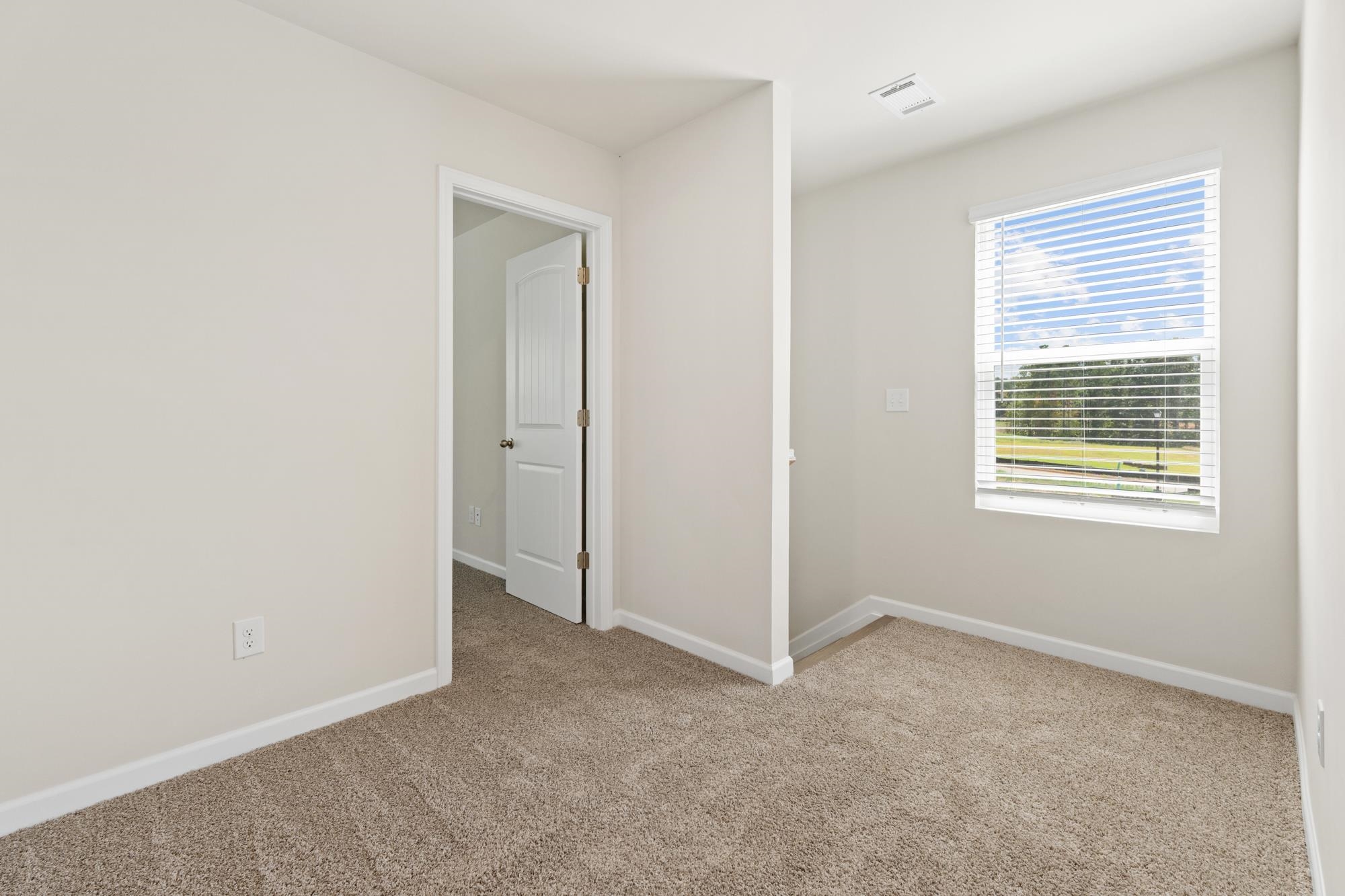 1179 Dickens Road Property Photo 16