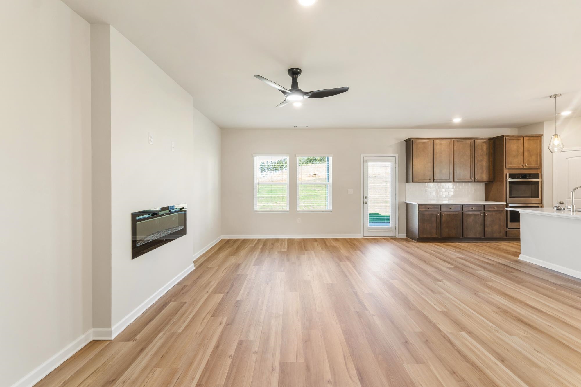 1173 Homer Way Property Photo 3