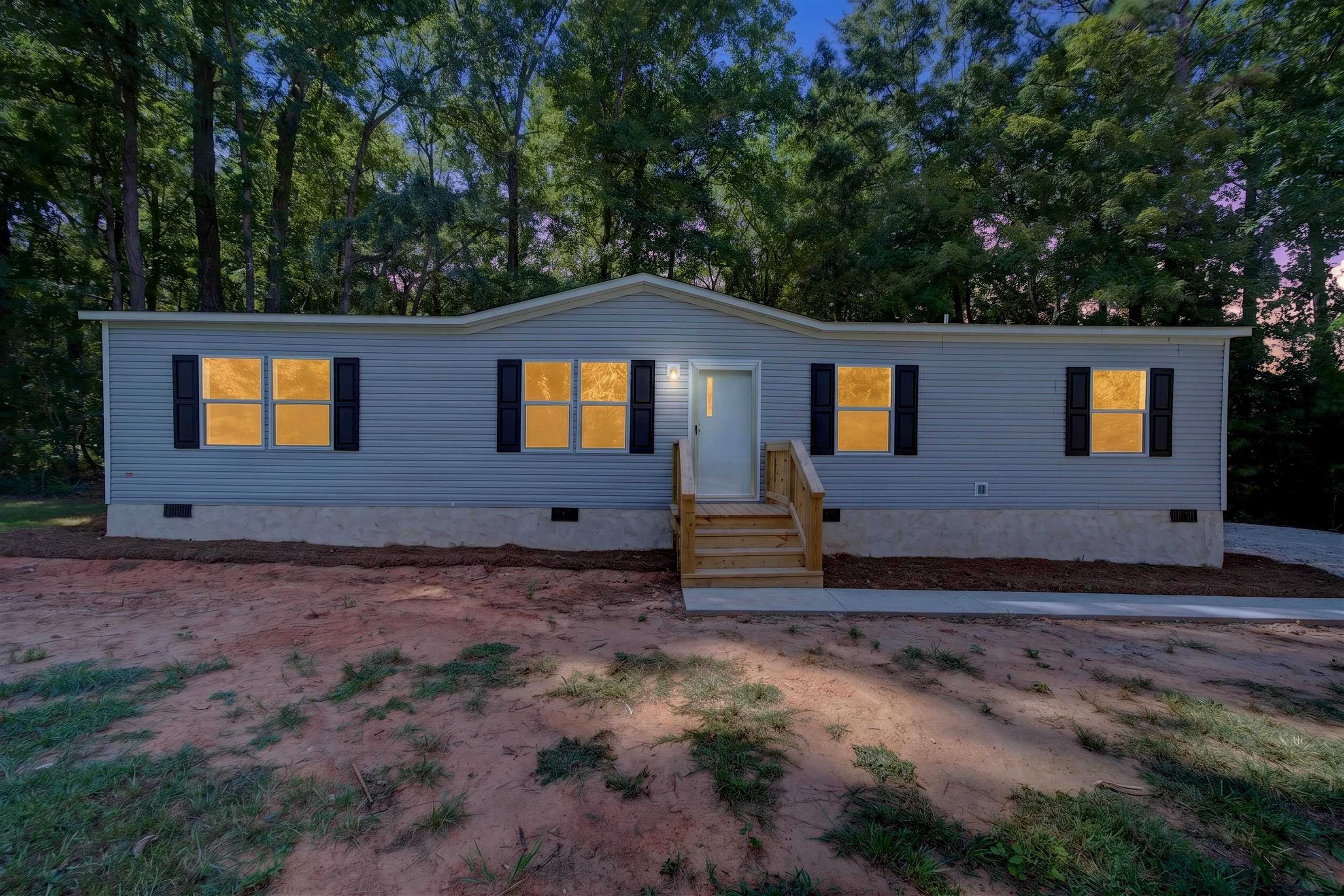 399 Mccullar Weaver Road Property Photo 1