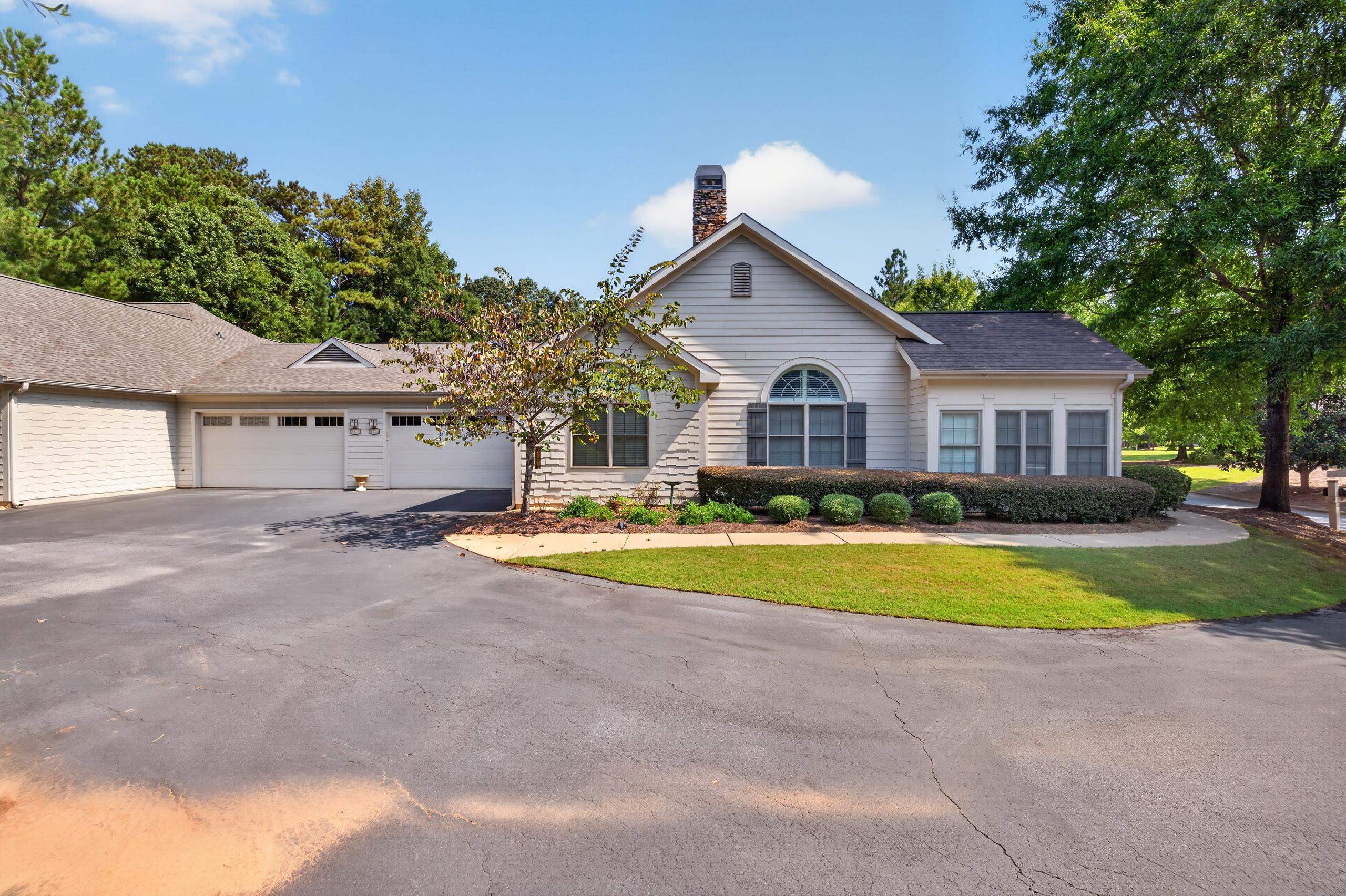 144 Edgewood Court Property Photo 2