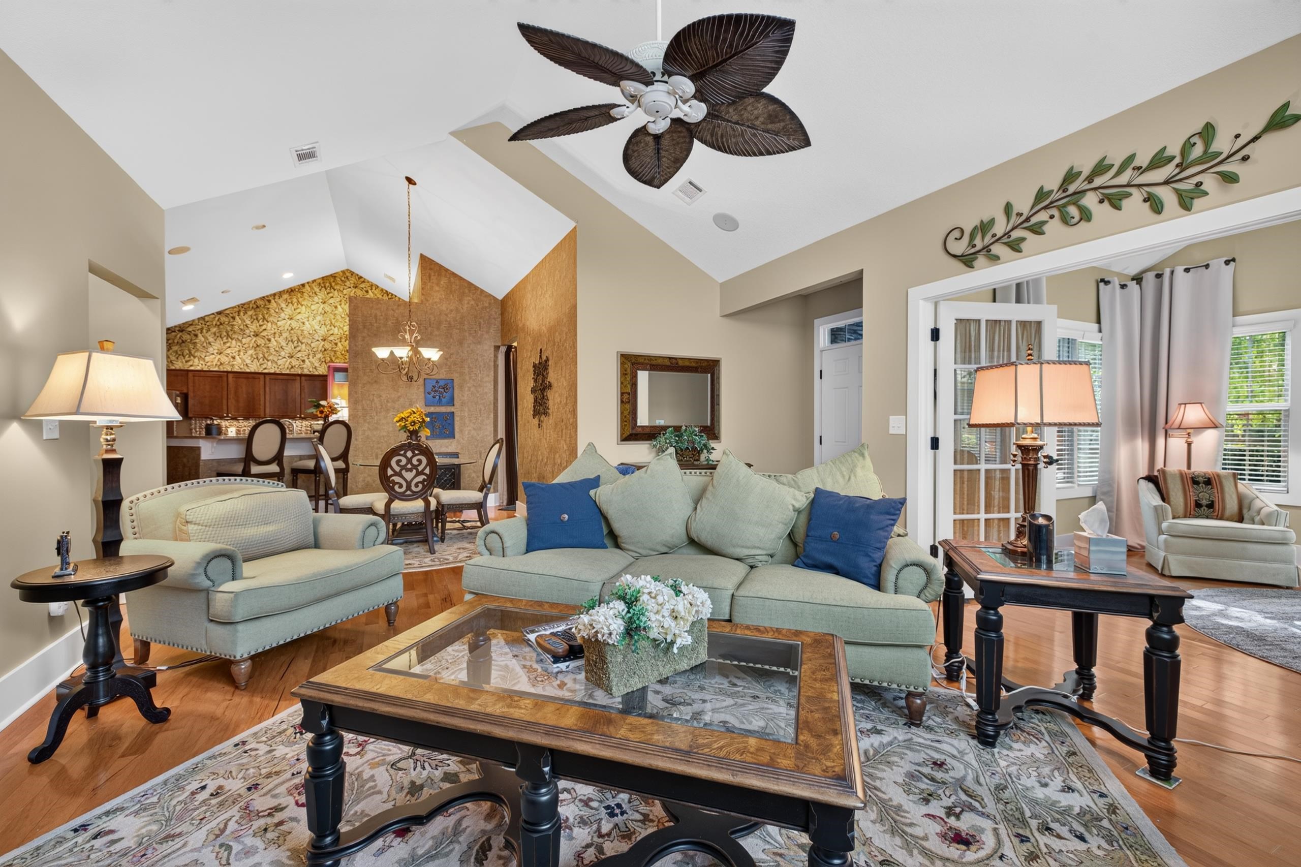 144 Edgewood Court Property Photo 8