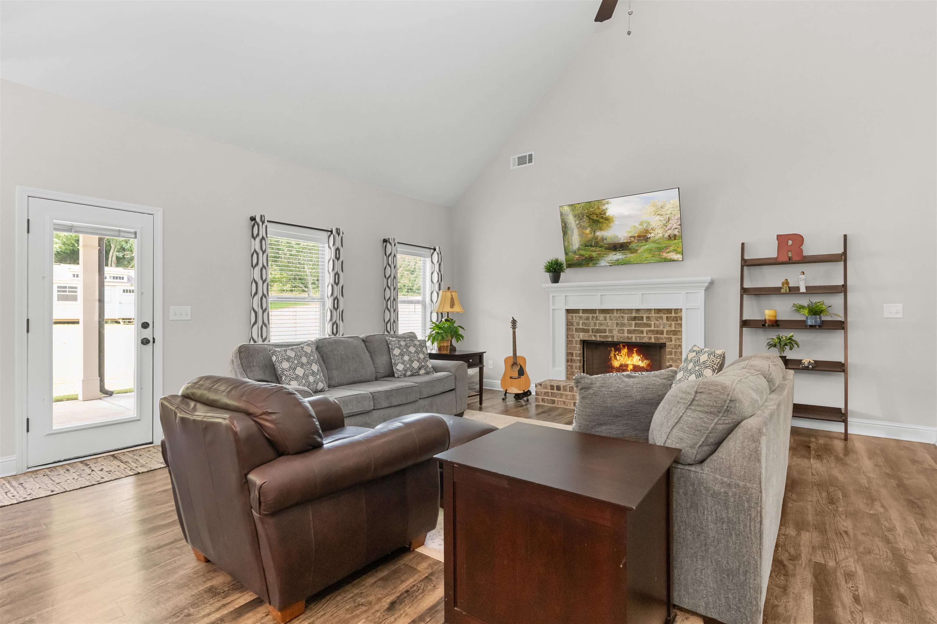116 Alexander Lakes Drive Property Photo 8