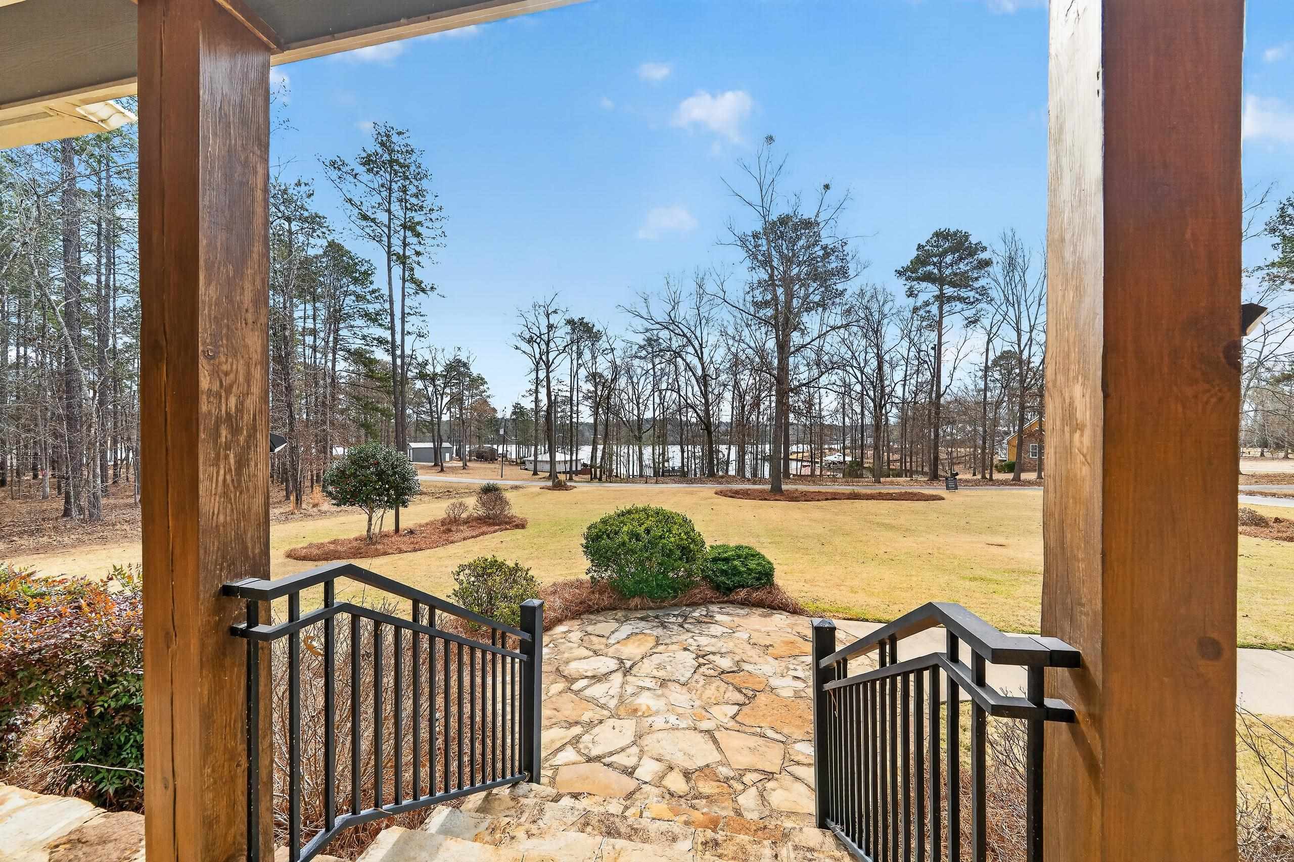 151 Sinclair Circle Property Photo 6