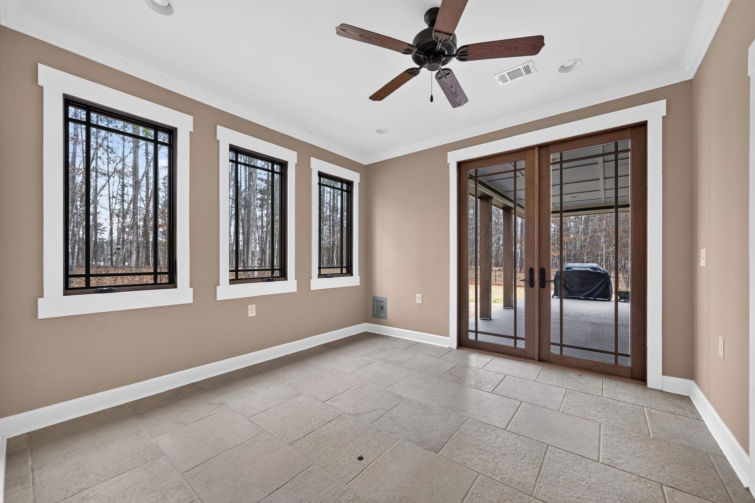 151 Sinclair Circle Property Photo 33