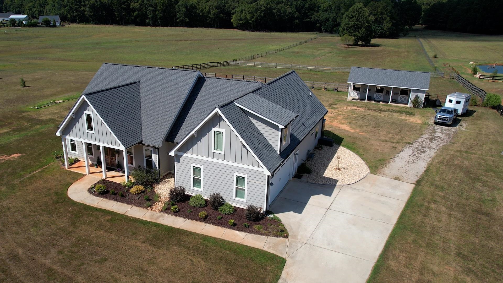 3861 Brownwood Road Property Photo 3