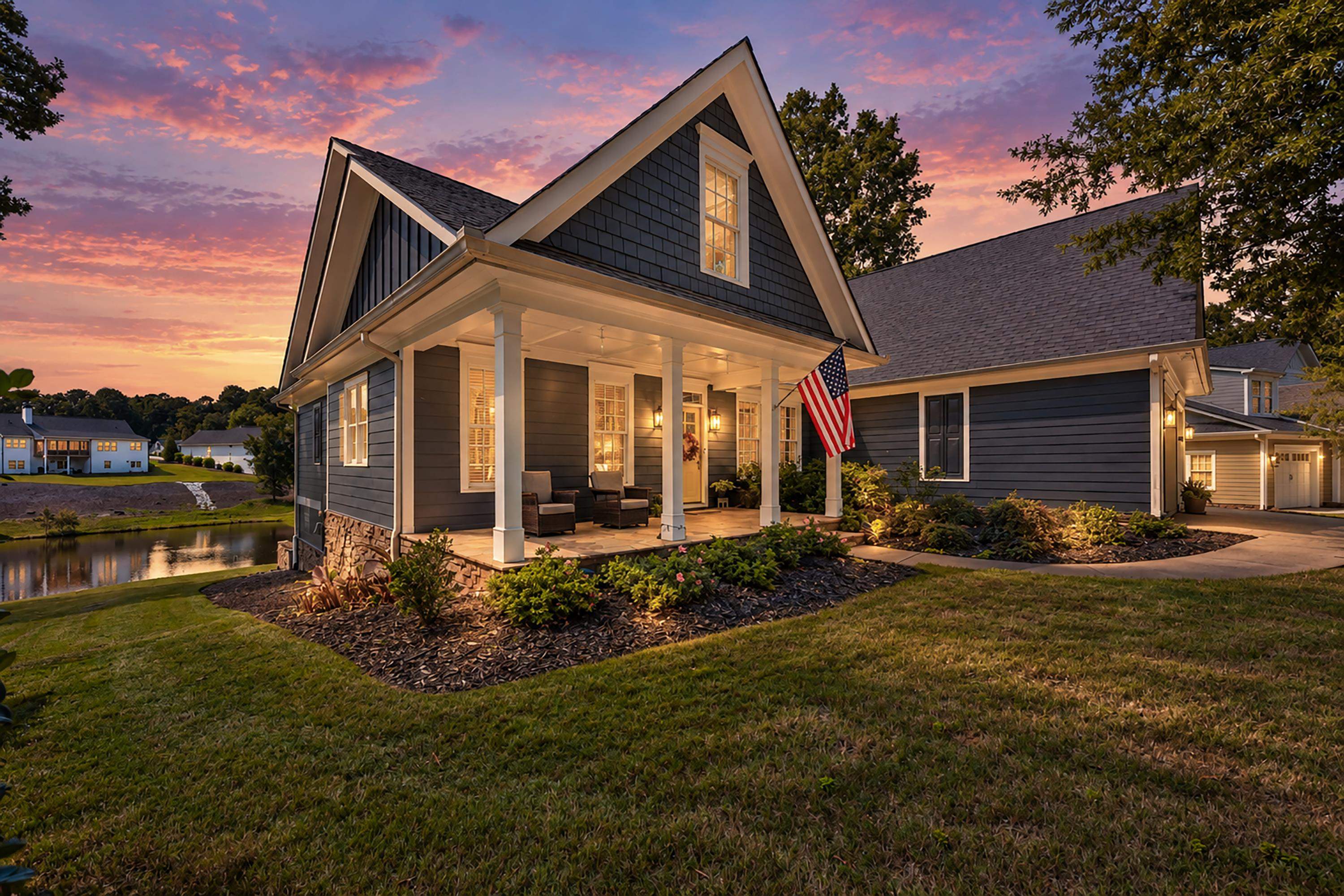 1021 HARBOR LOOP Property Photo 1