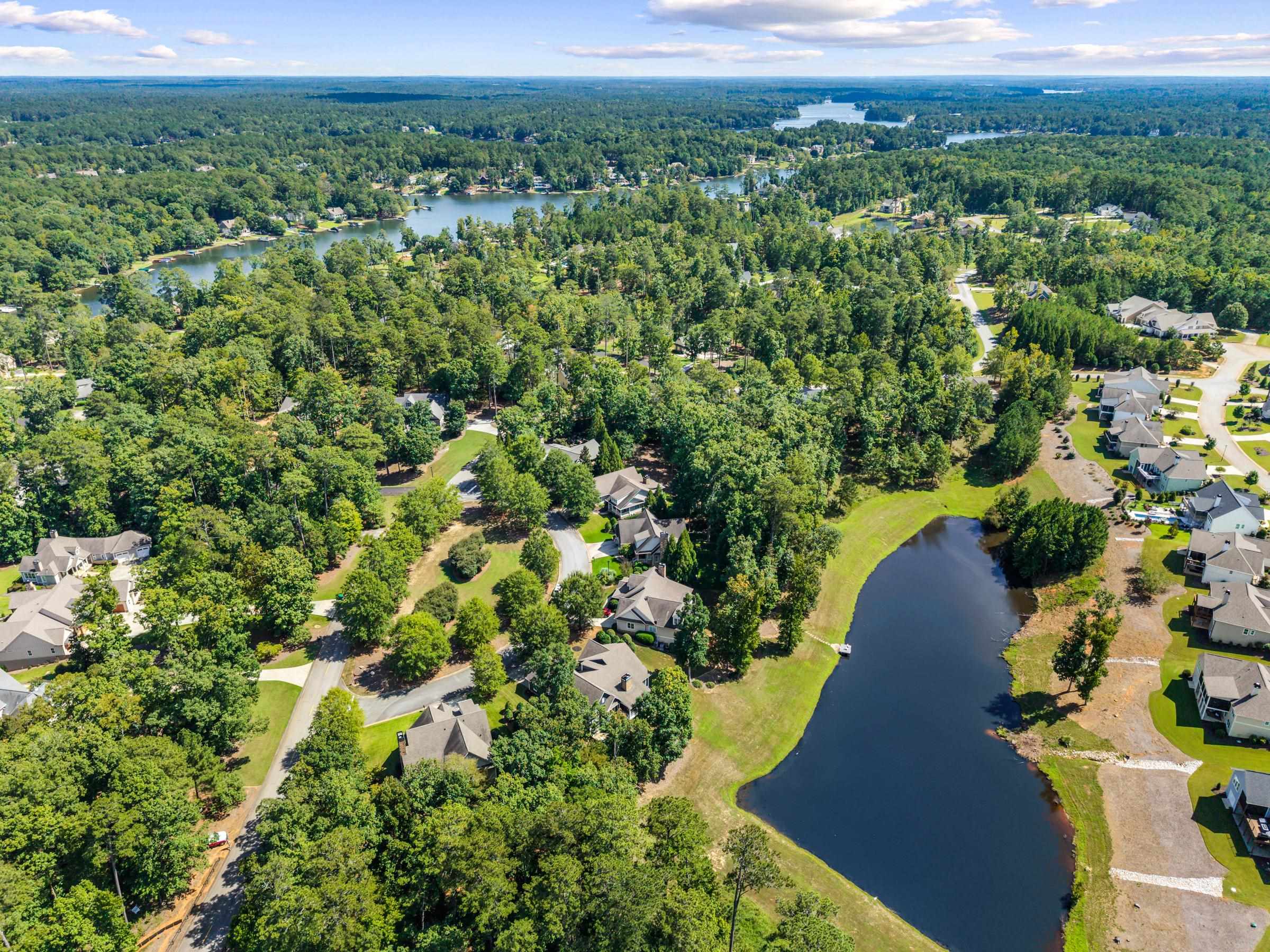 1021 Harbor Loop Property Photo 15
