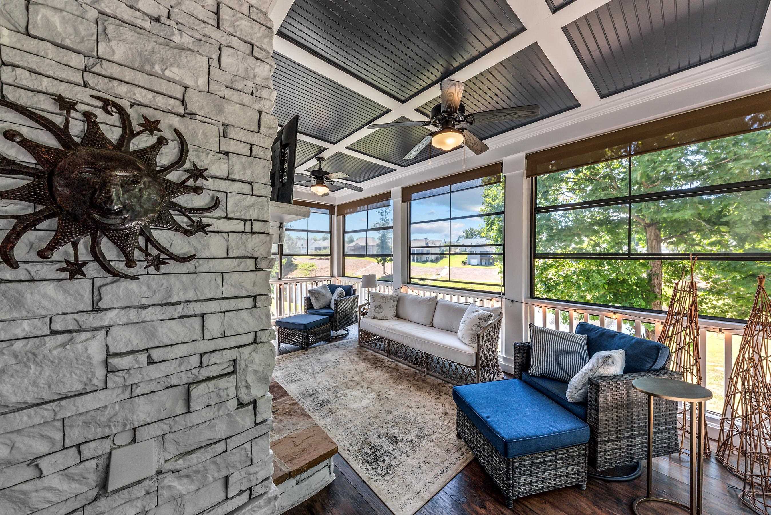 1021 Harbor Loop Property Photo 30
