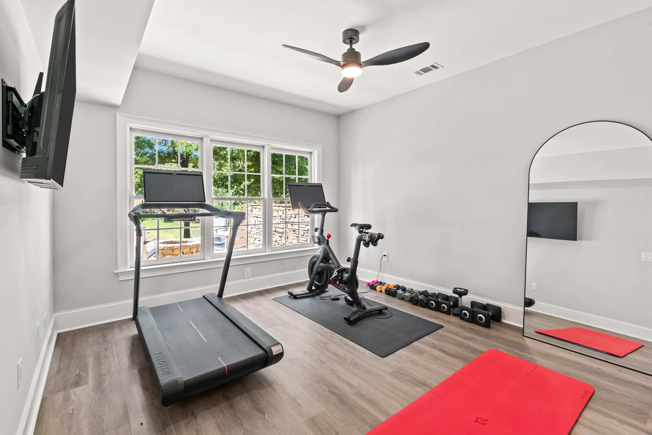 1021 Harbor Loop Property Photo 60