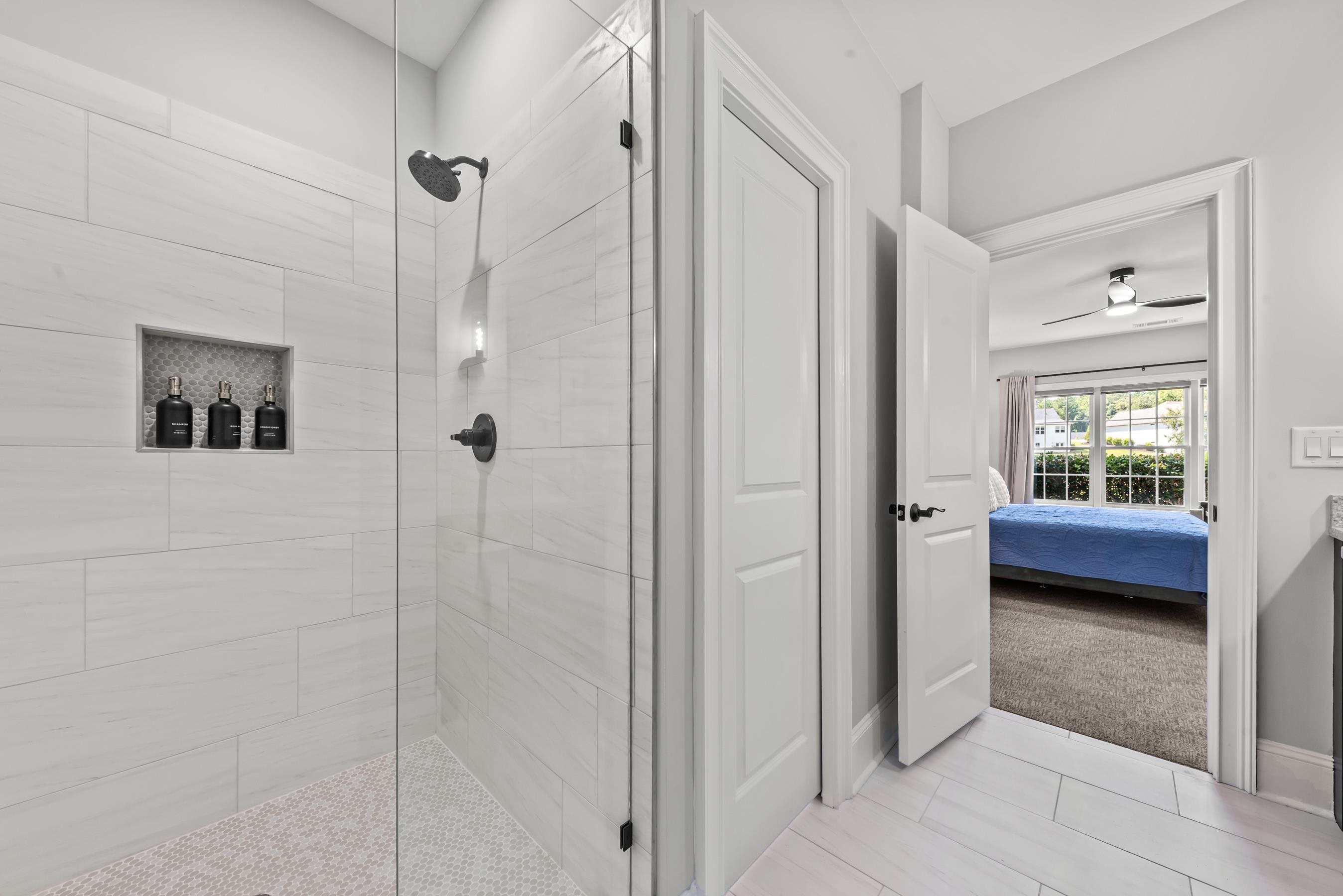 1021 Harbor Loop Property Photo 64