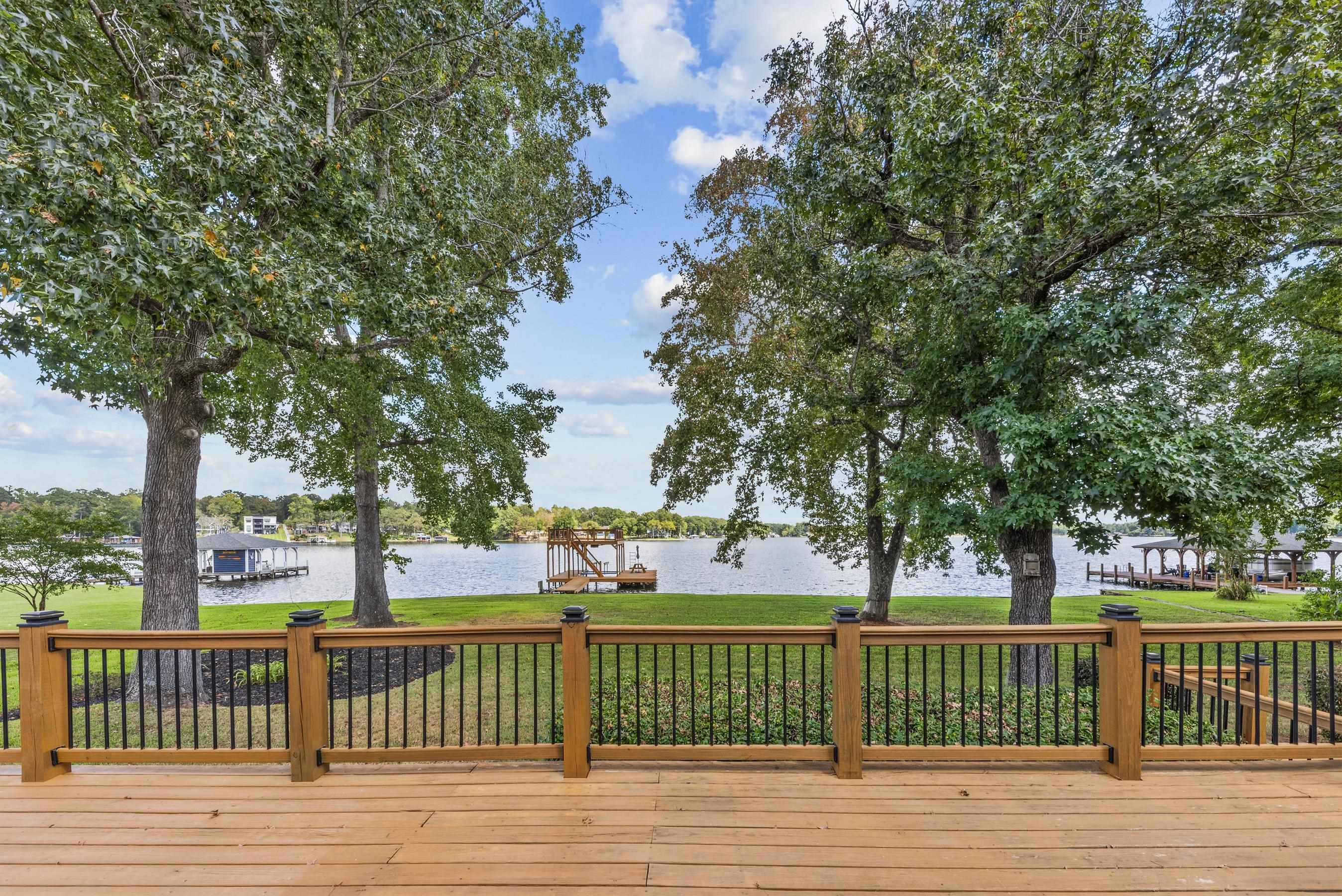 121 Cherry Point Property Photo 21