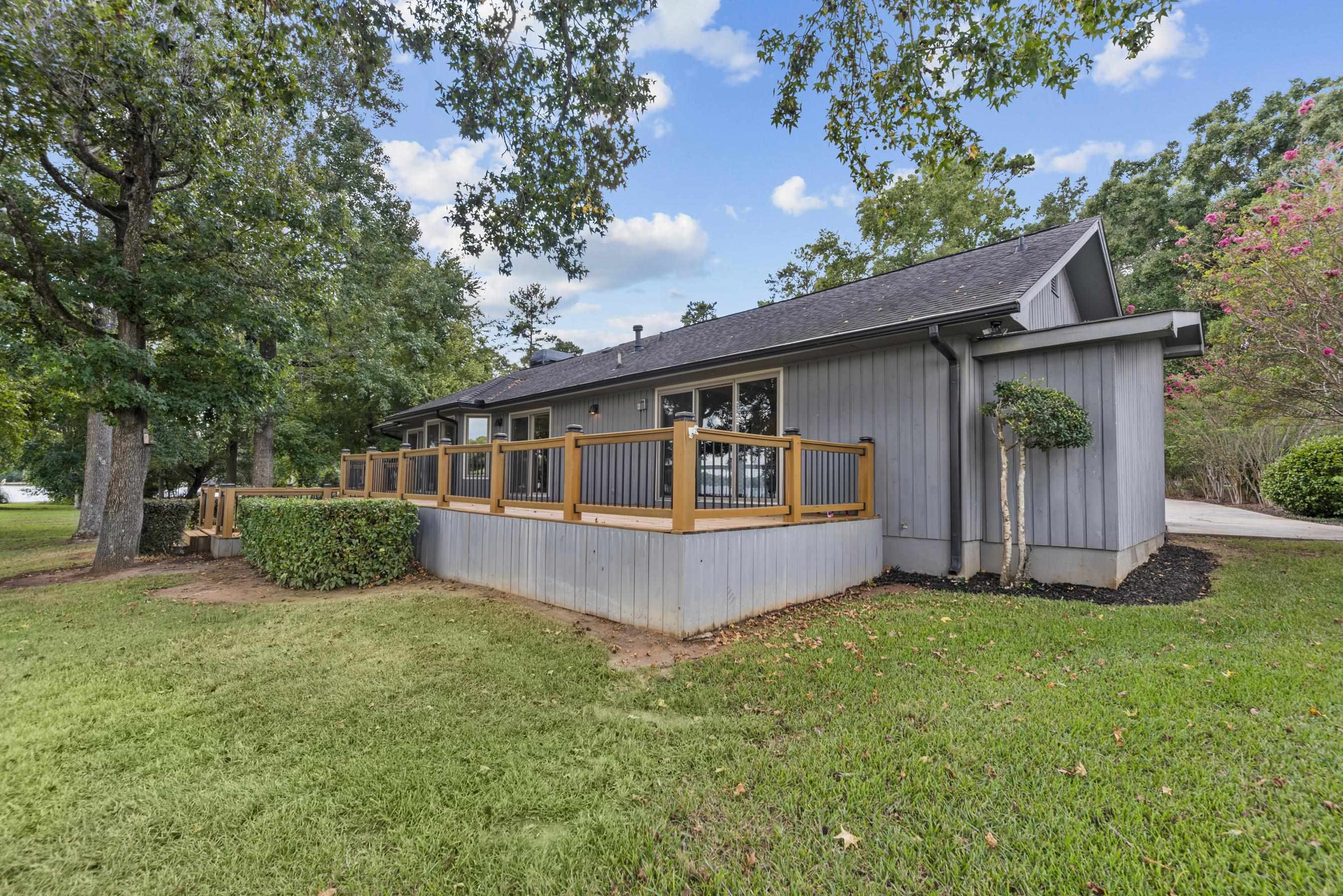 121 Cherry Point Property Photo 42