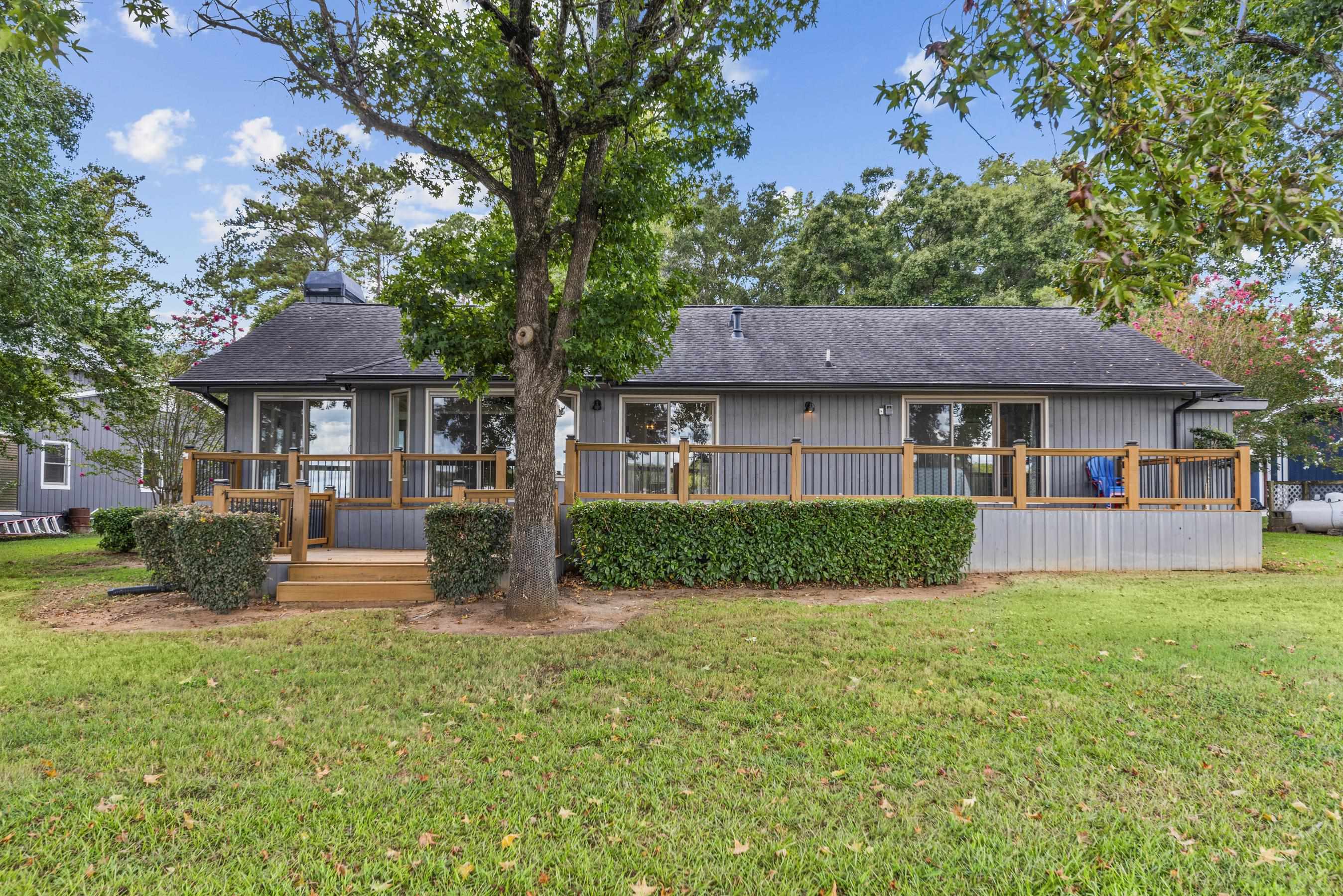 121 Cherry Point Property Photo 44