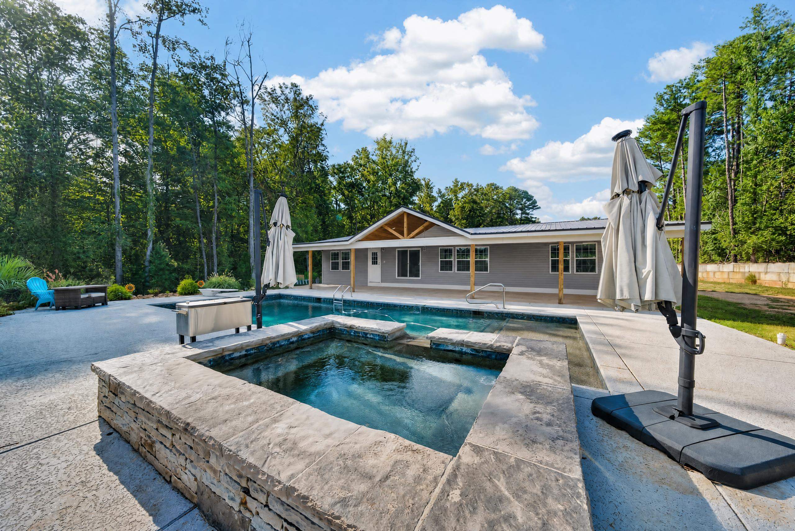 105 Blue Branch Drive Property Photo 32