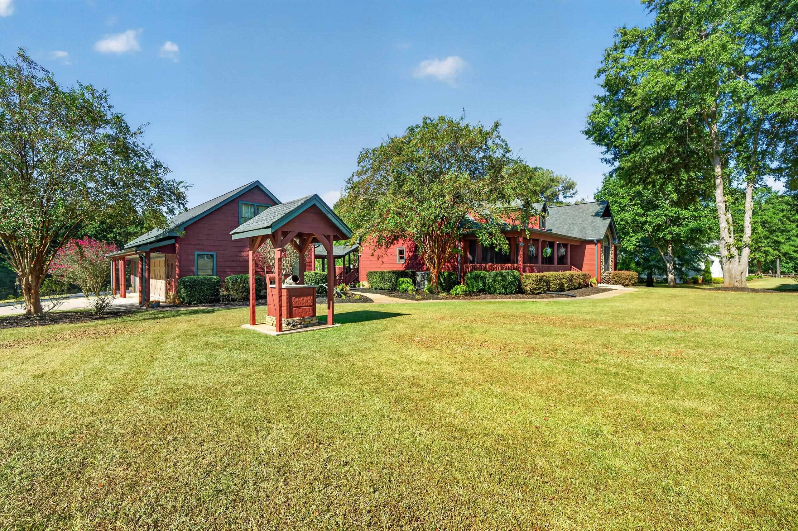 2030 Aqua Road Property Photo 2