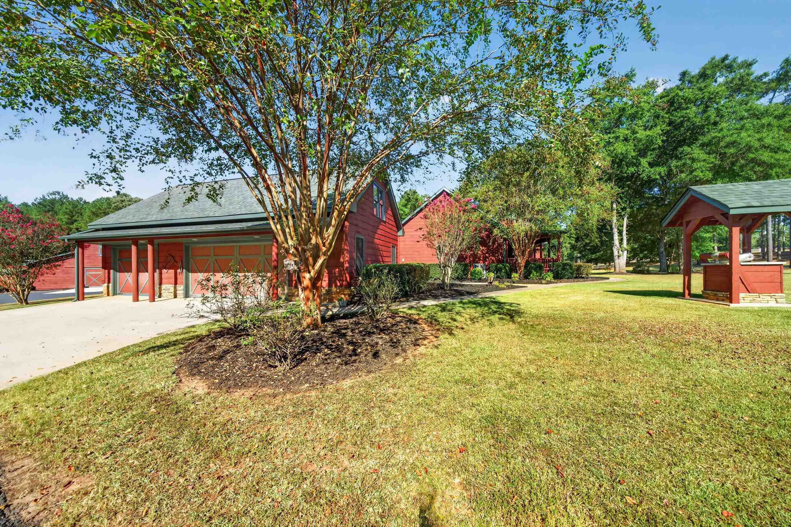 2030 Aqua Road Property Photo 6