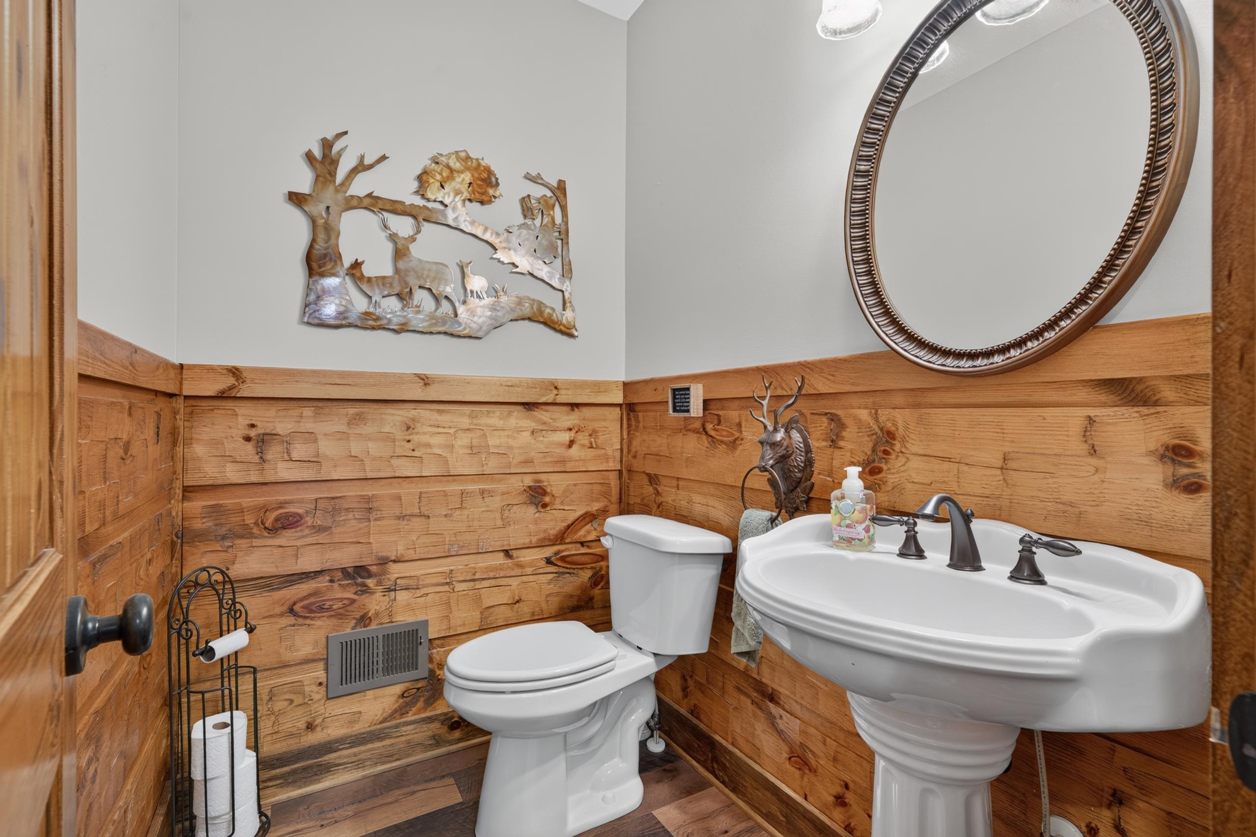 2030 Aqua Road Property Photo 46