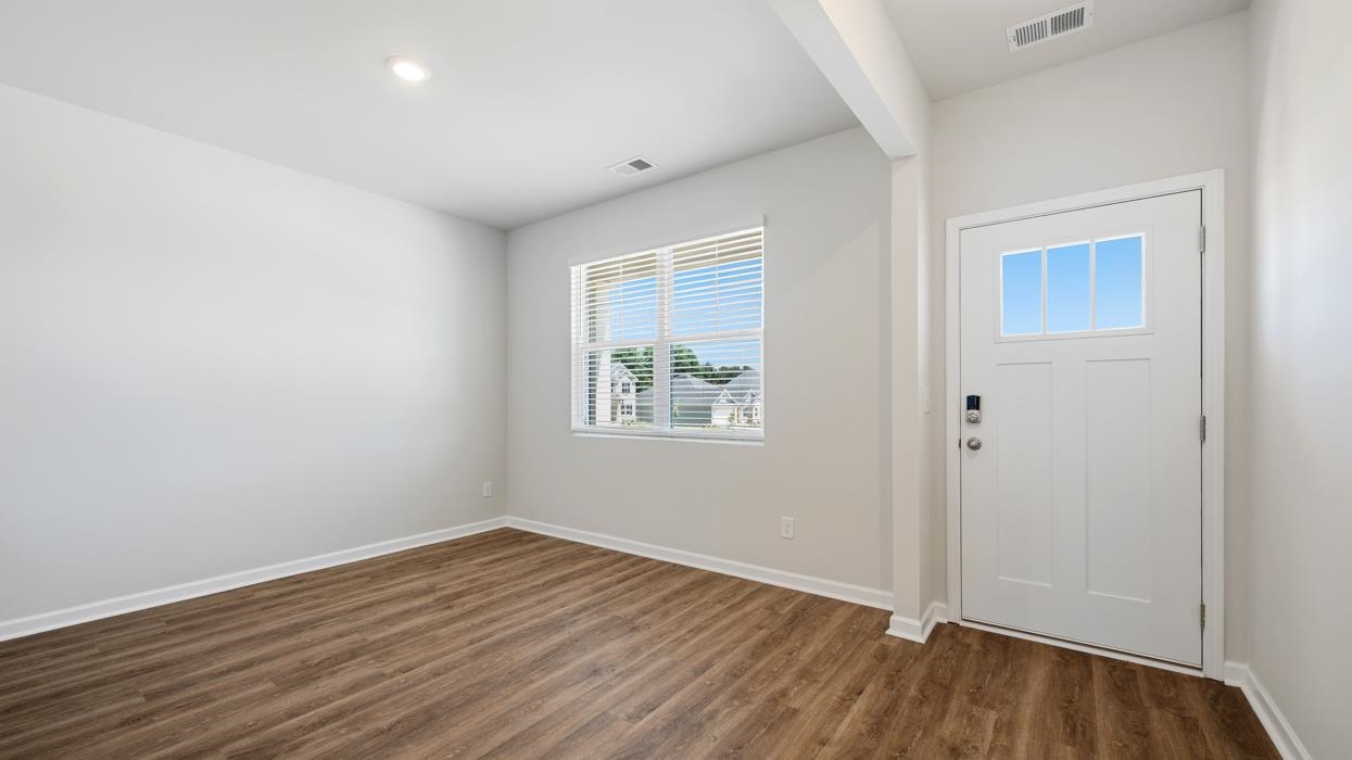 1110 Amerson Street Property Photo 8