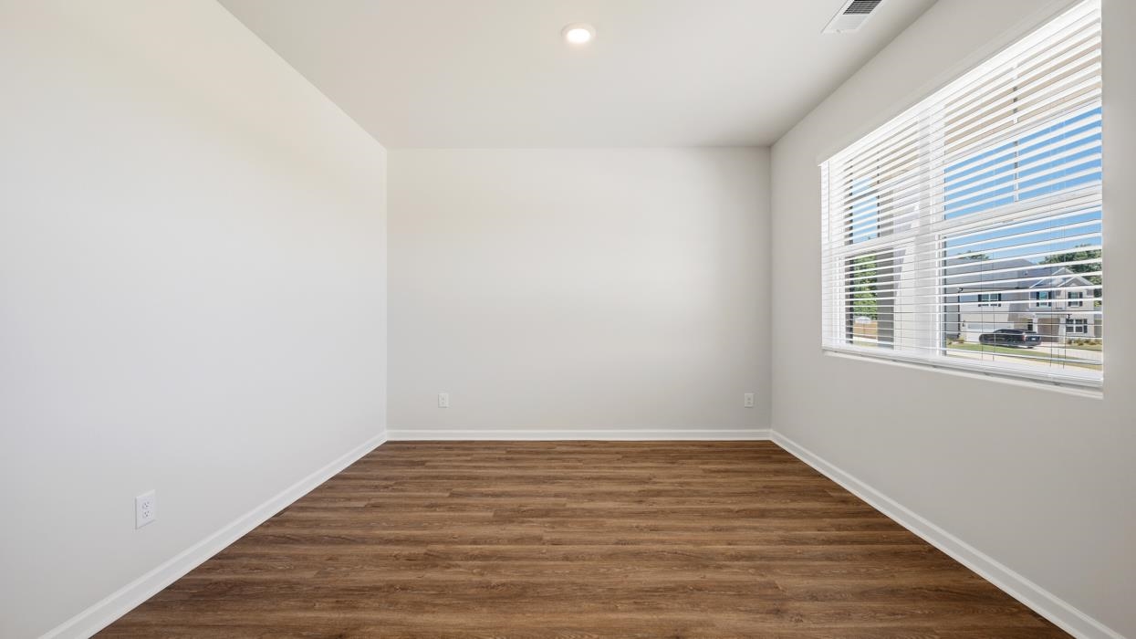 1110 Amerson Street Property Photo 9