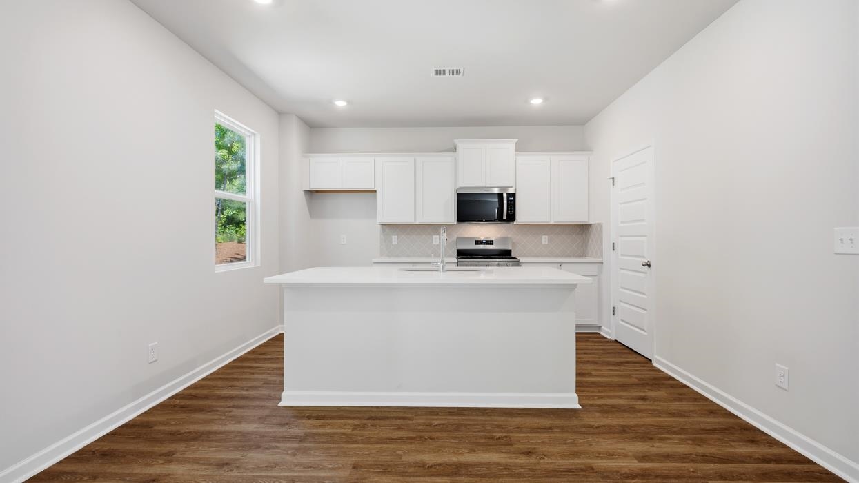 1110 Amerson Street Property Photo 12