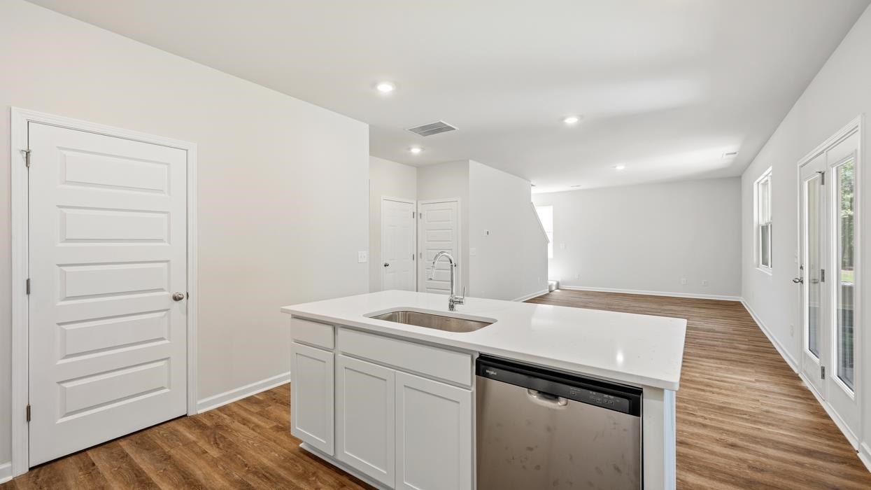 1110 Amerson Street Property Photo 14