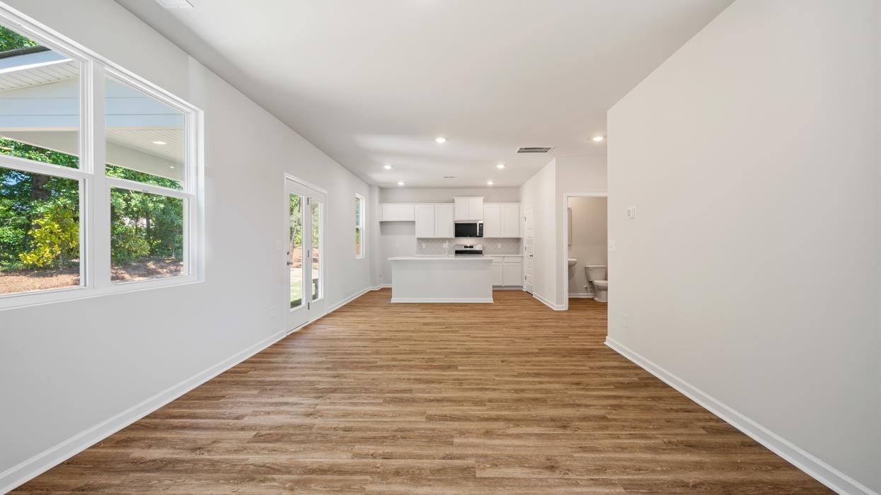 1110 Amerson Street Property Photo 19