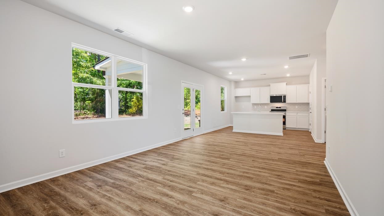 1110 Amerson Street Property Photo 20