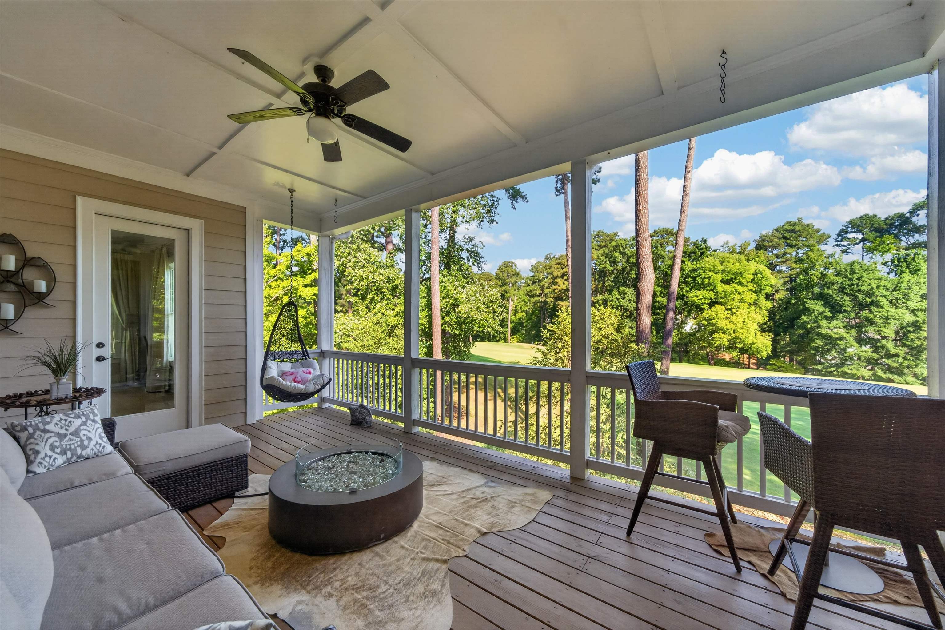 1020 Turnberry Circle Property Photo 3
