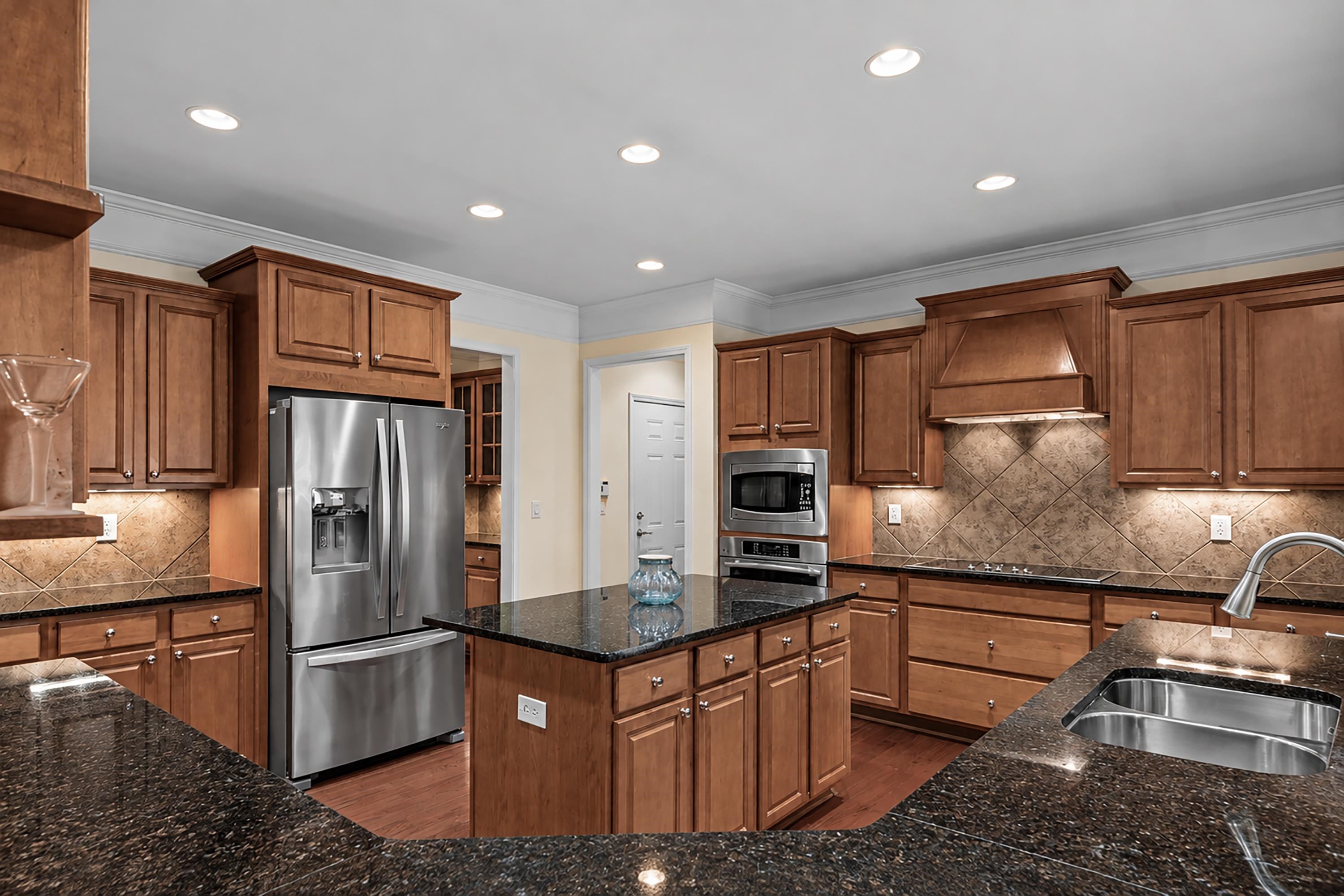 1000 Water Front Road Property Photo 14