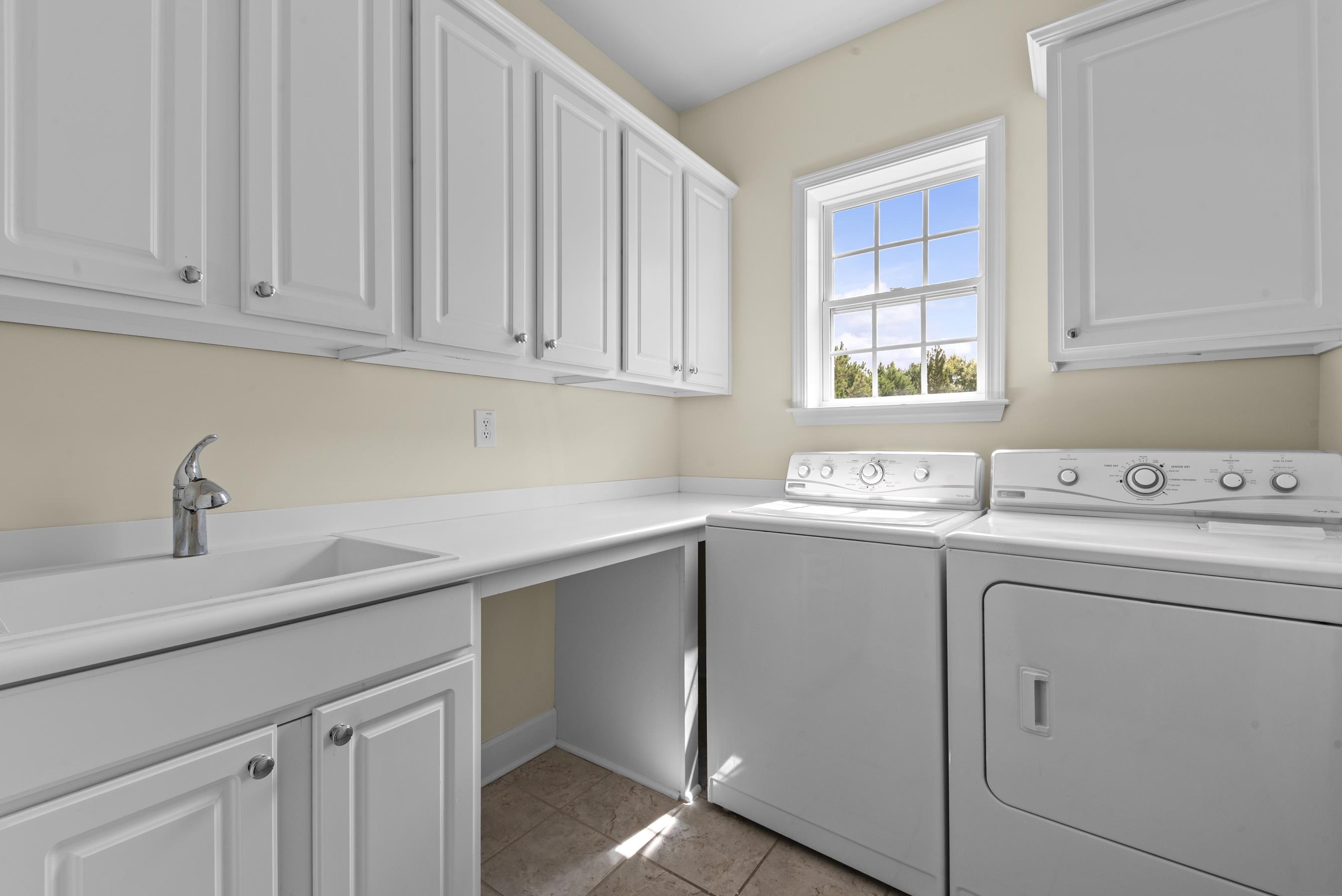 1000 Water Front Road Property Photo 31