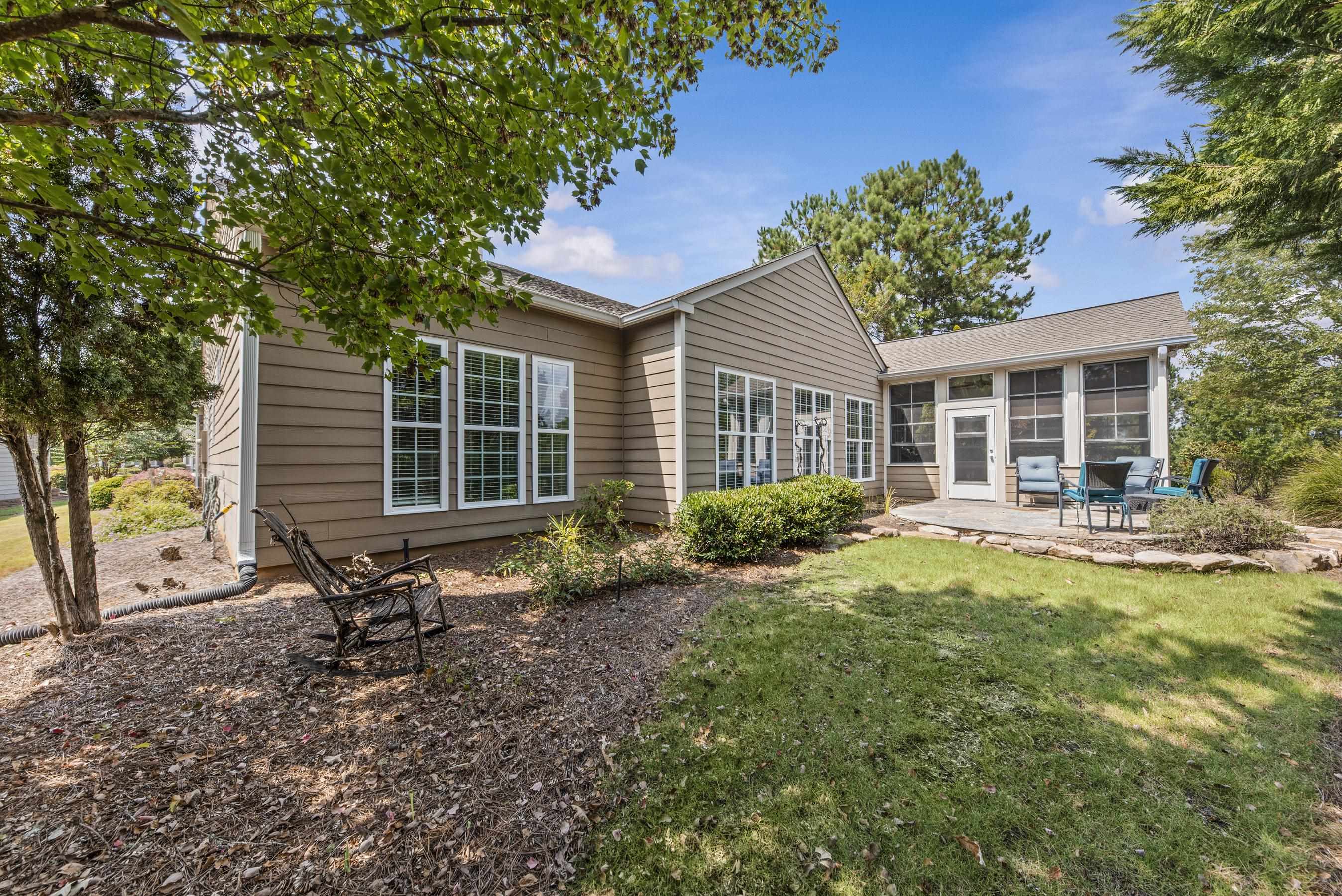 1000 Water Front Road Property Photo 34
