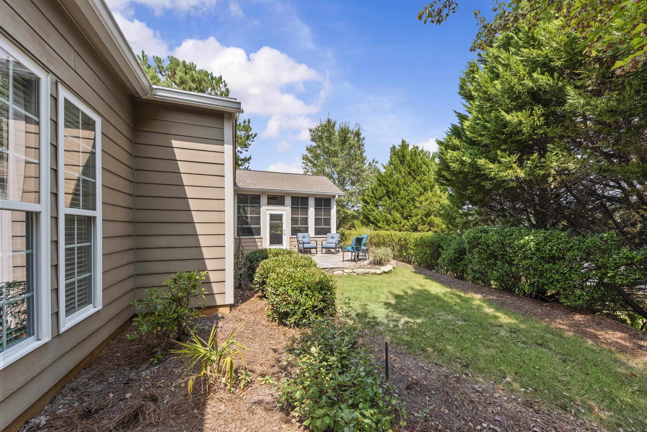 1000 Water Front Road Property Photo 35